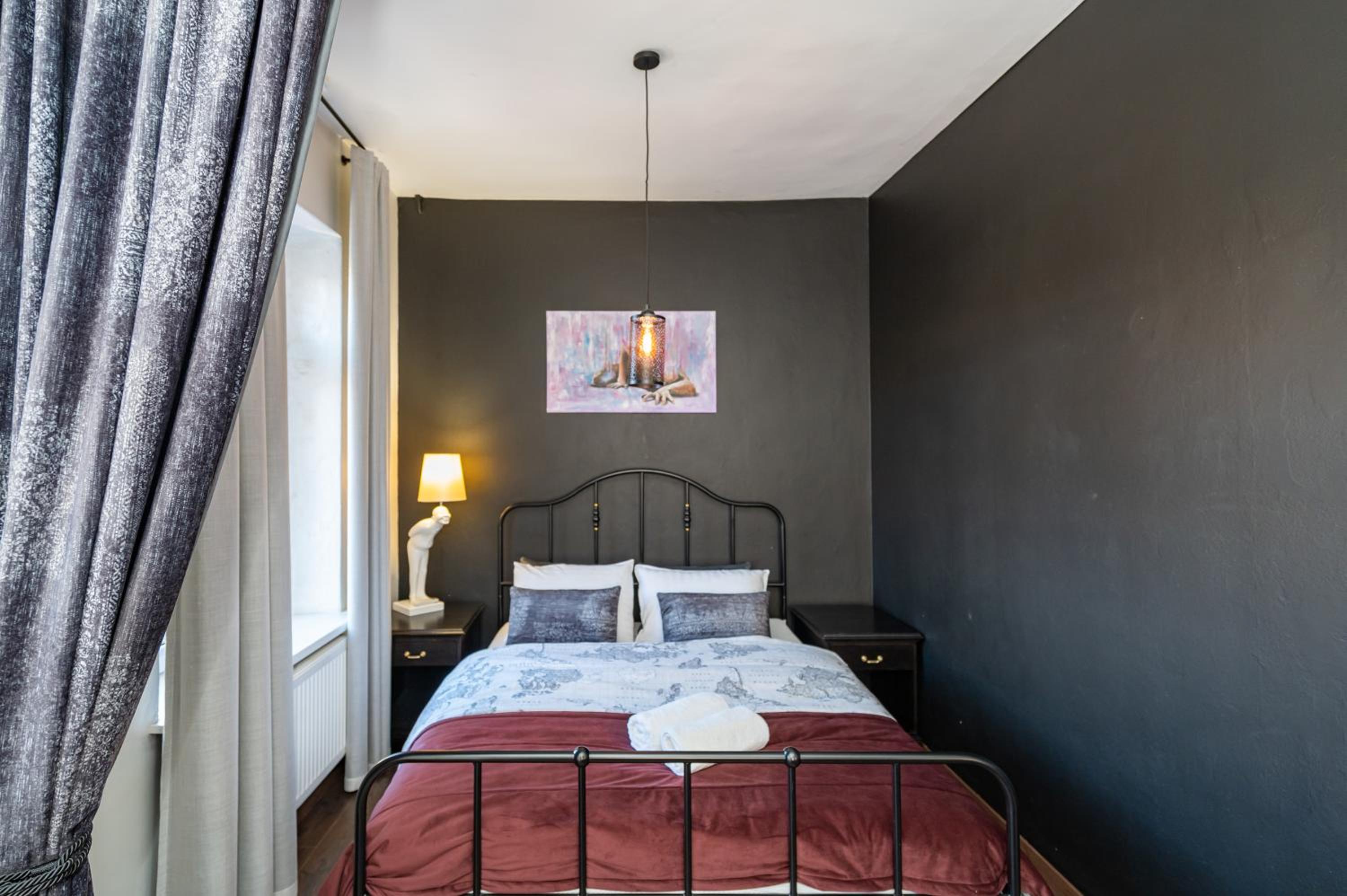 Studio Apartment - Photo 10