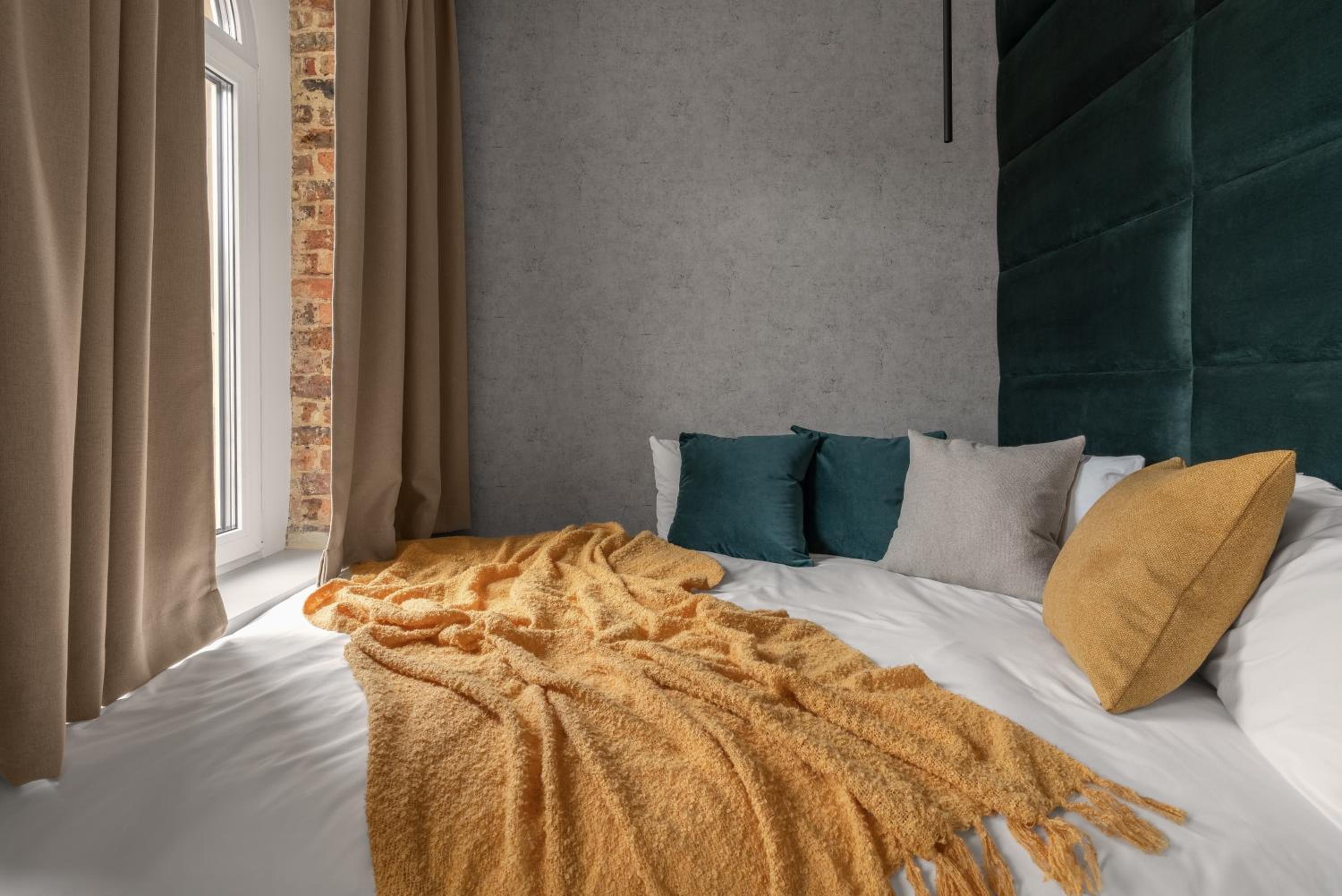 Double Room - Photo 10