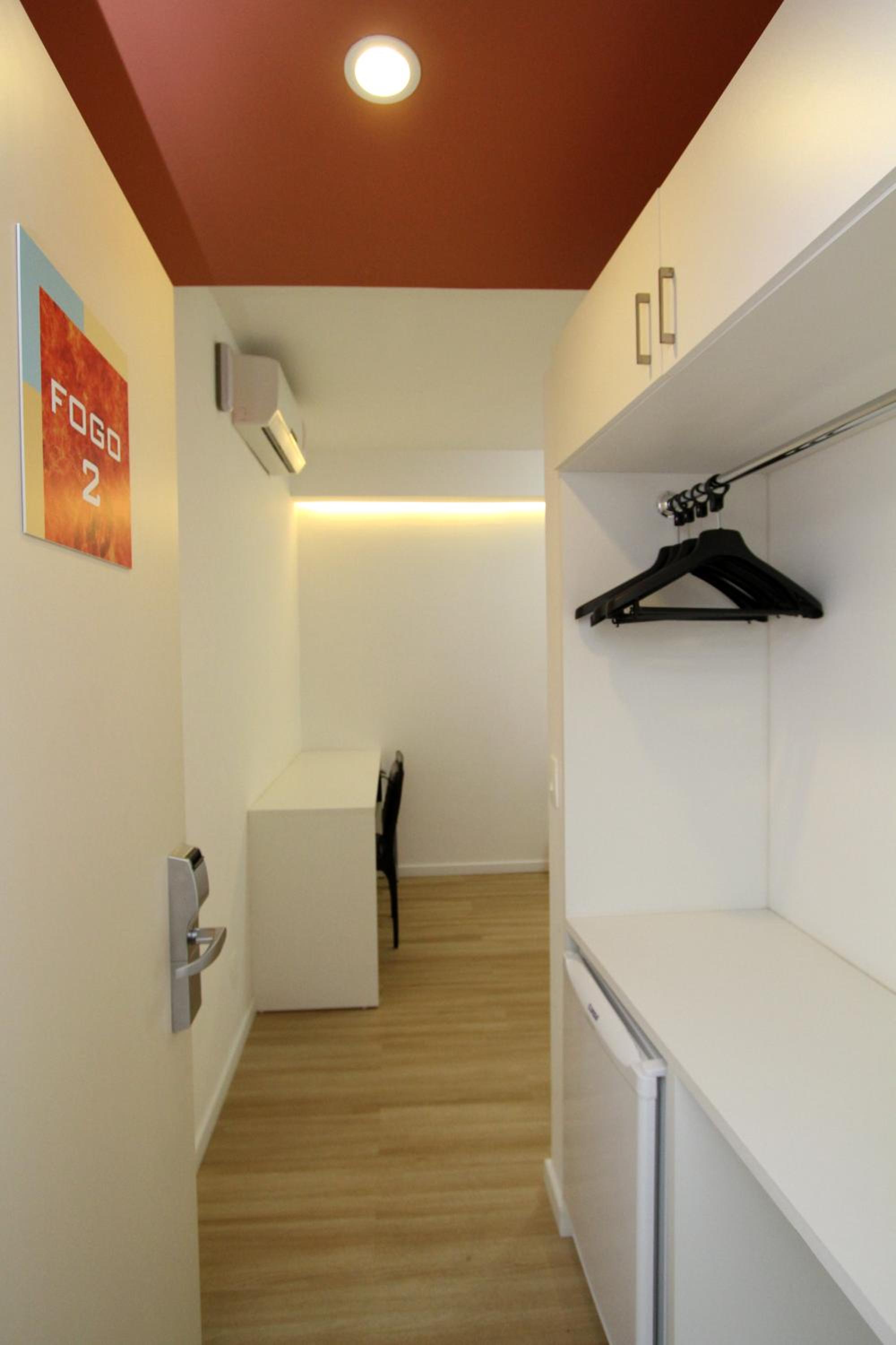 Suite - Photo 3