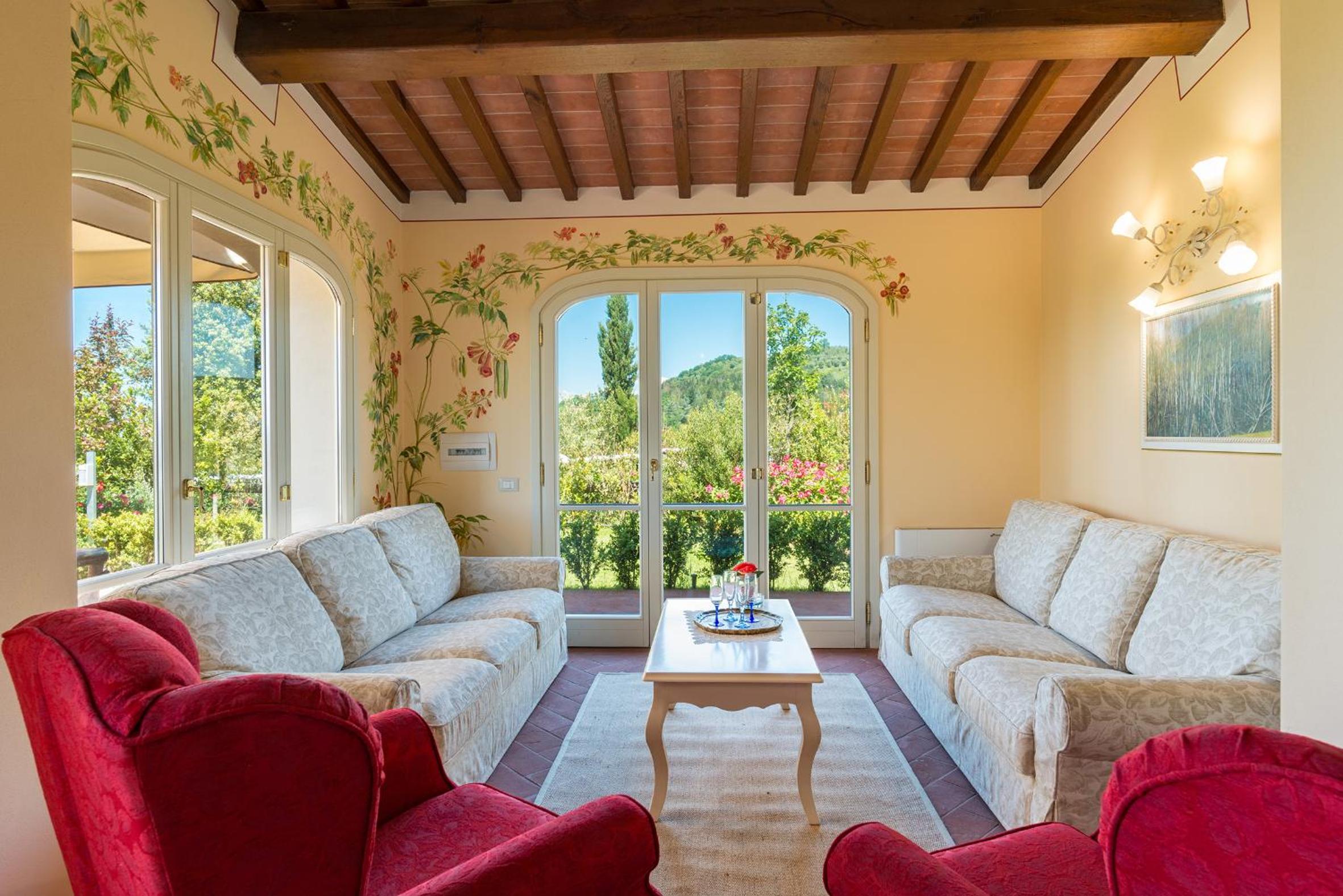 Villa photo 1