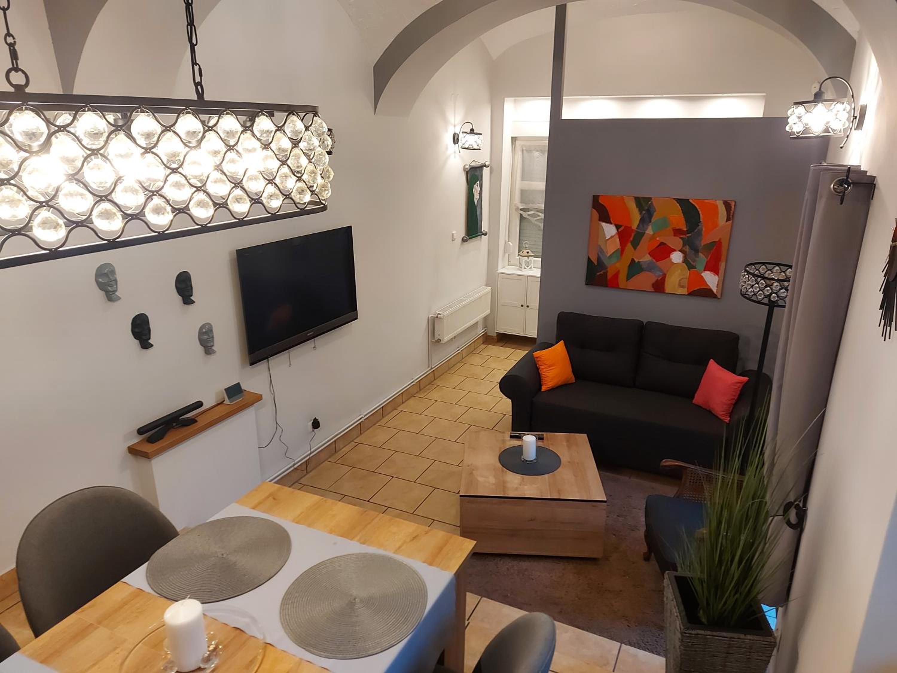 One-Bedroom Apartment - Photo 10