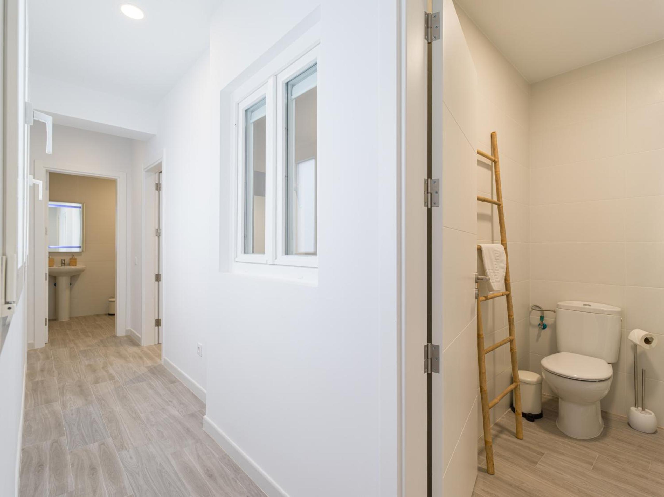 Three-Bedroom Townhouse photo 3
