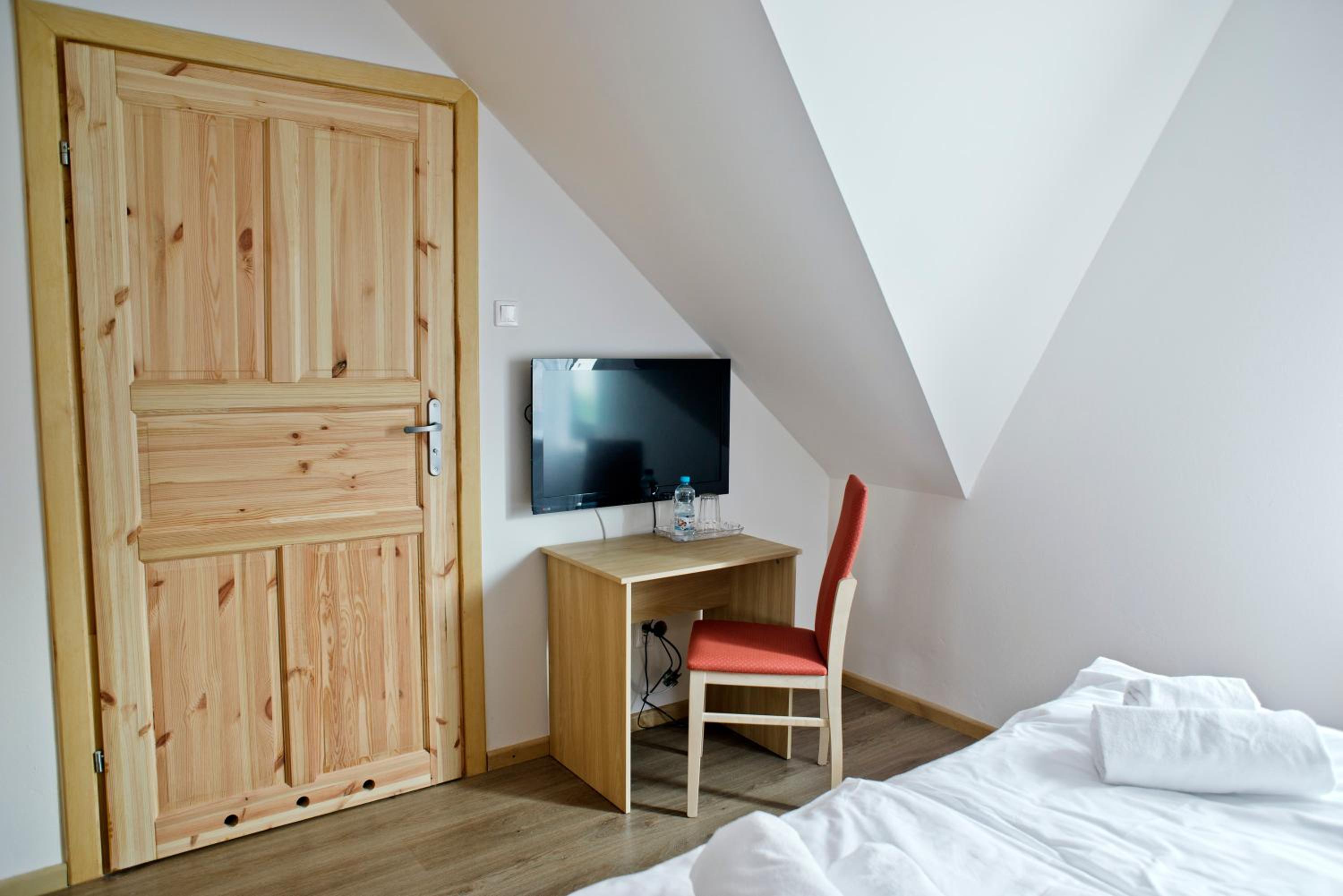 Economy Double or Twin Room photo 2