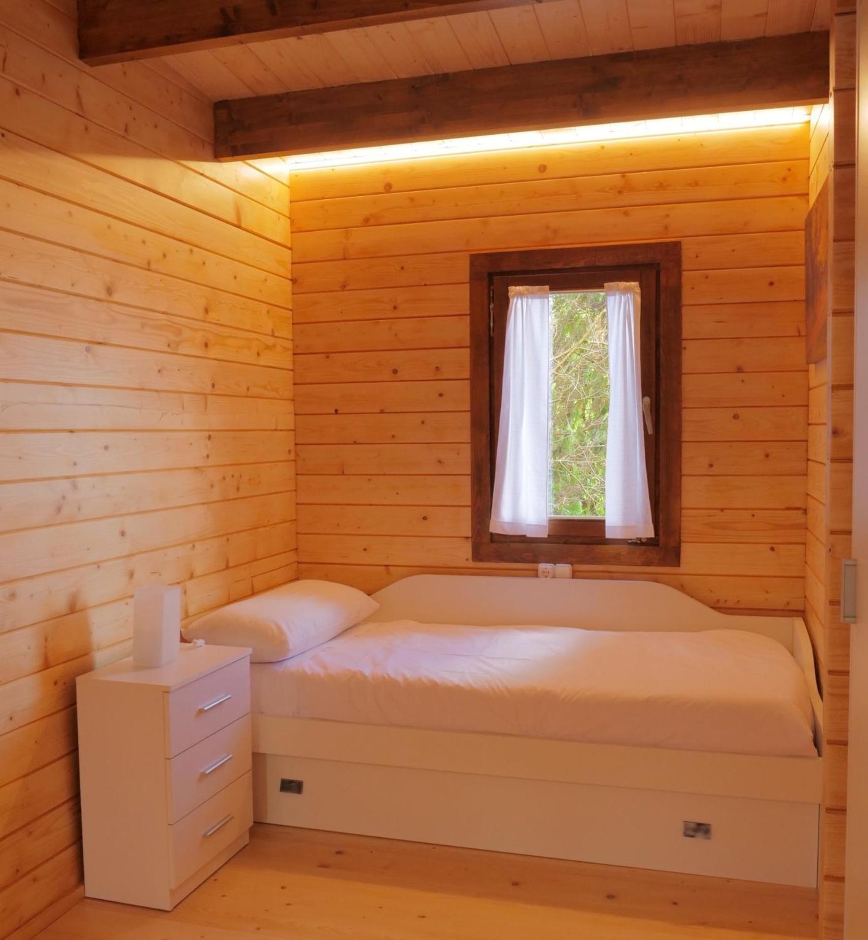 One-Bedroom Bungalow photo 3