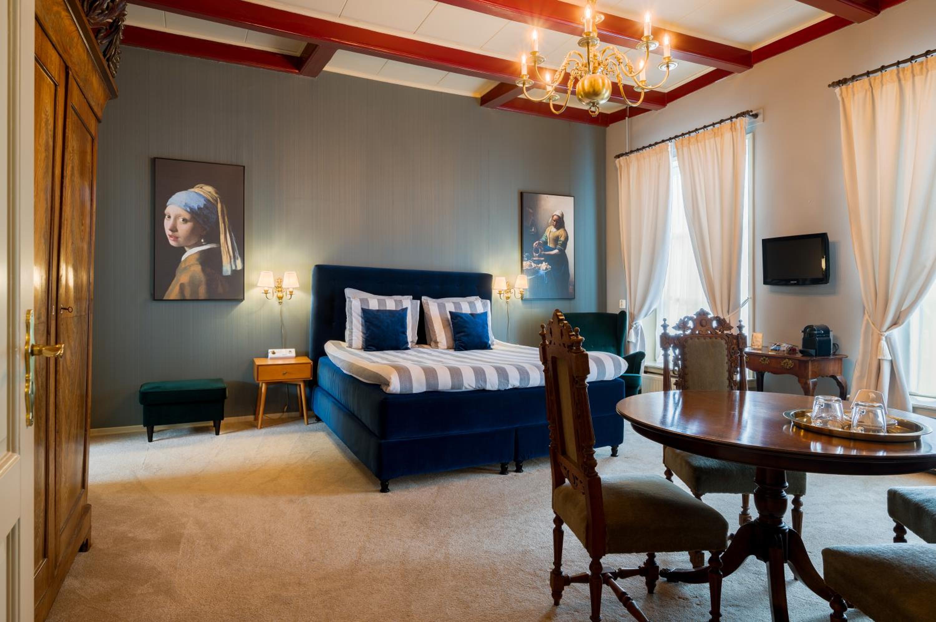 Two-Bedroom Suite photo 1