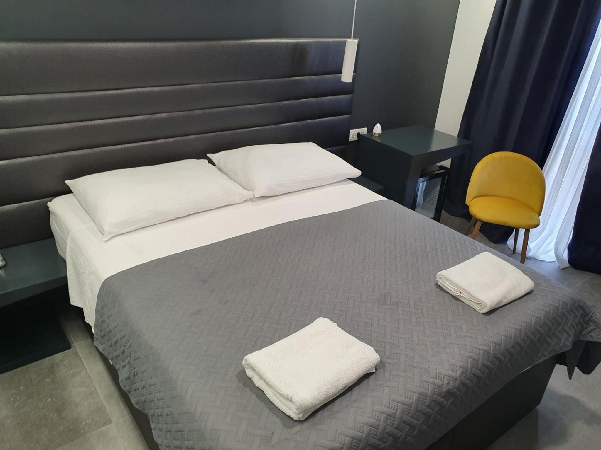 Deluxe Double Room - Photo 4
