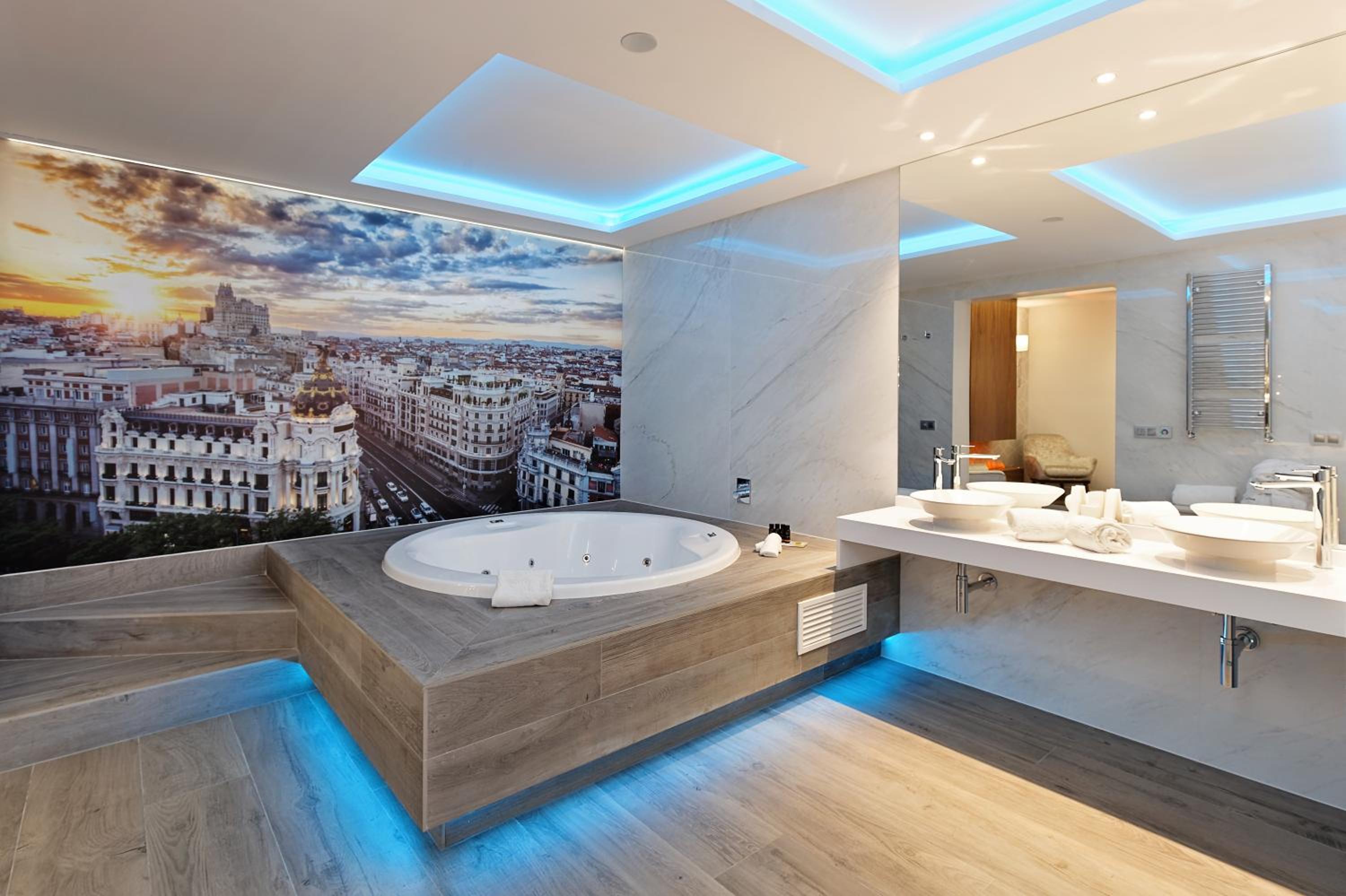Deluxe Double Room with Jacuzzi