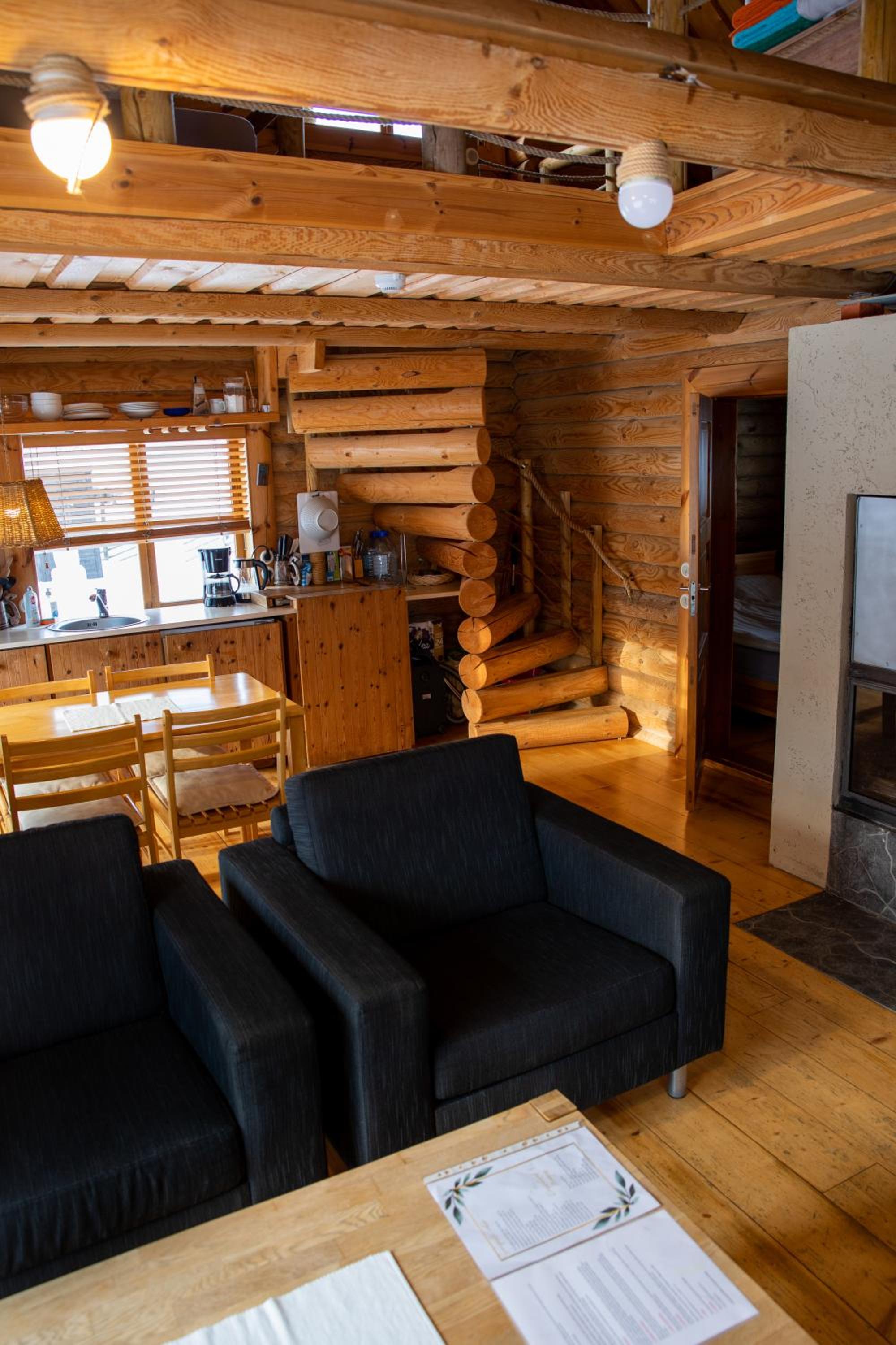 Two-Bedroom House - Photo 28