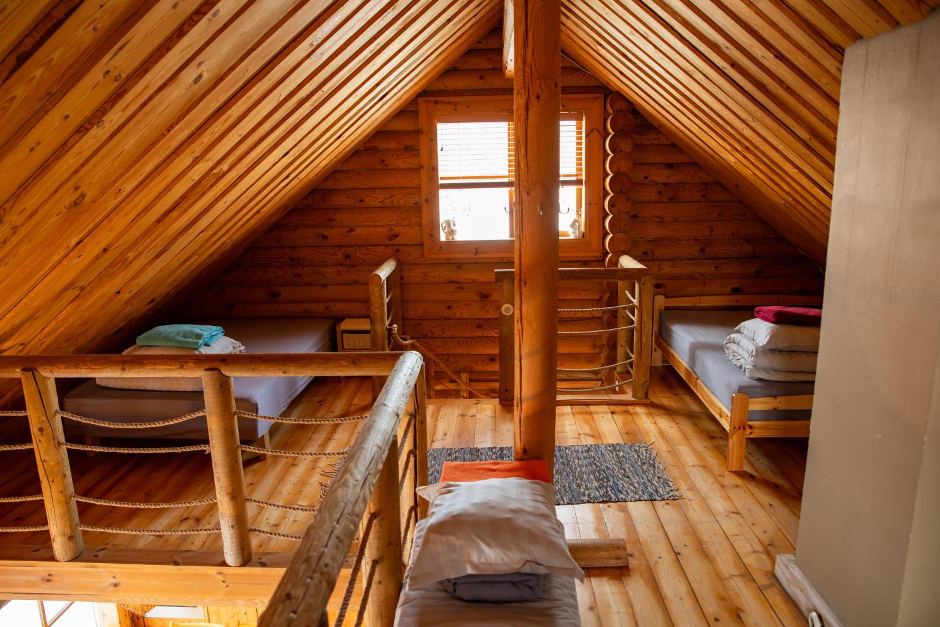 Two-Bedroom House - Photo 17