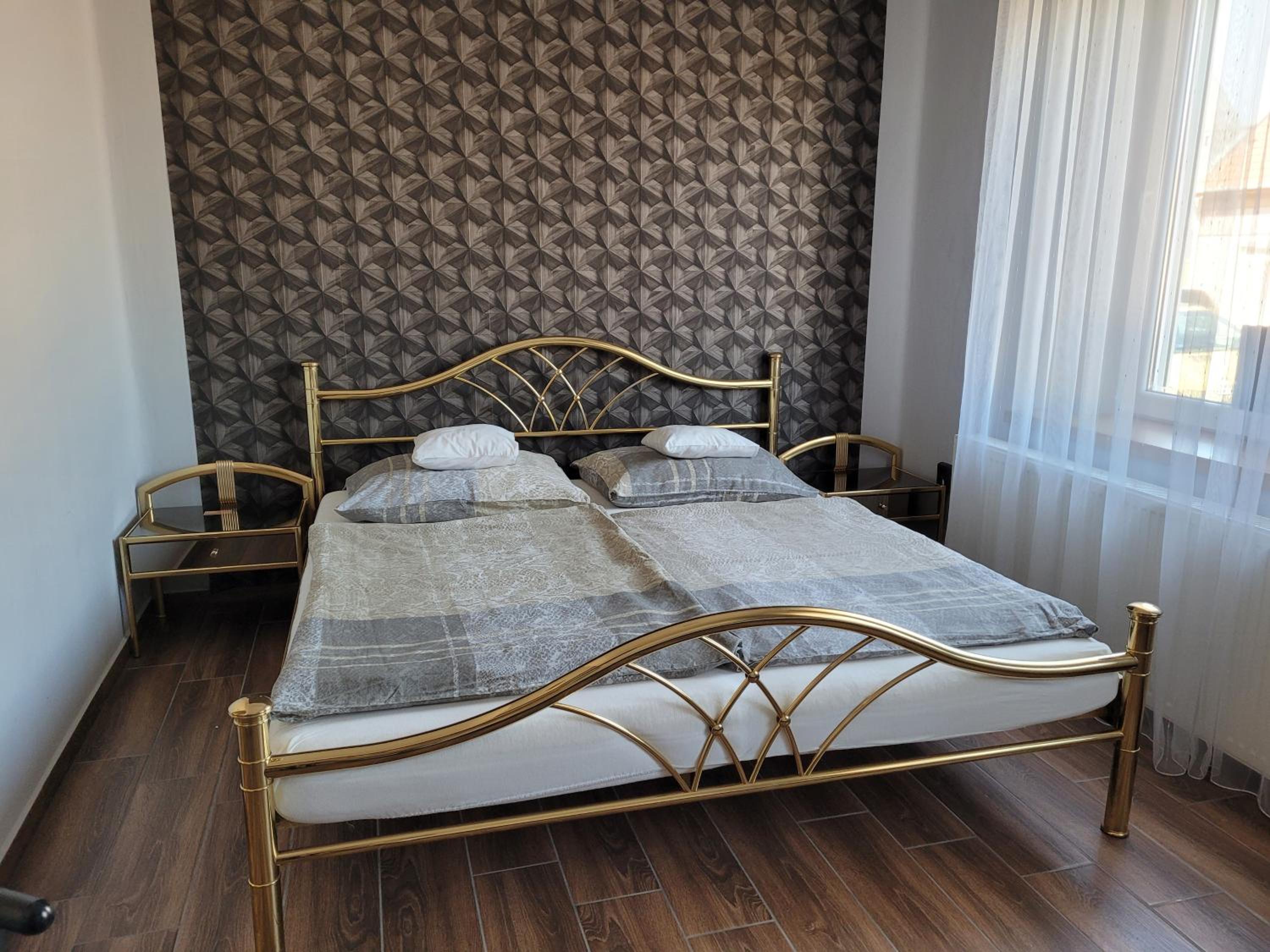Triple Room with Private Bathroom photo 3