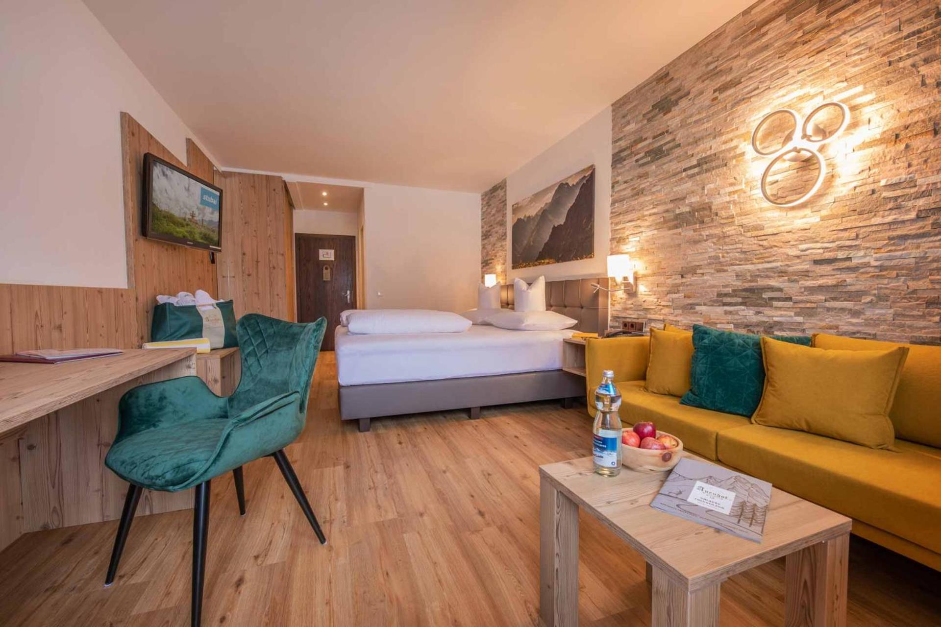 Large Double Room photo 1