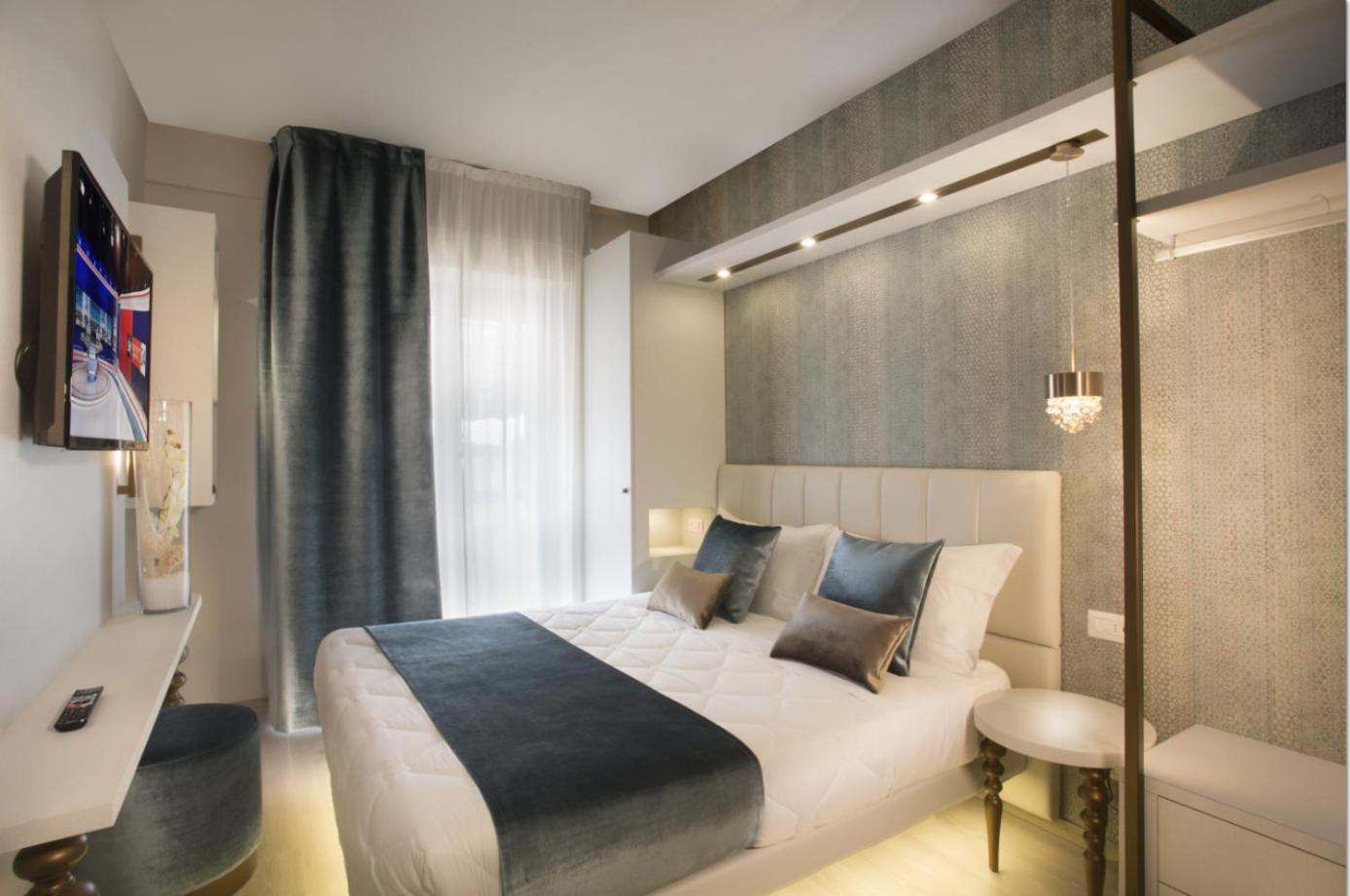 Queen Room