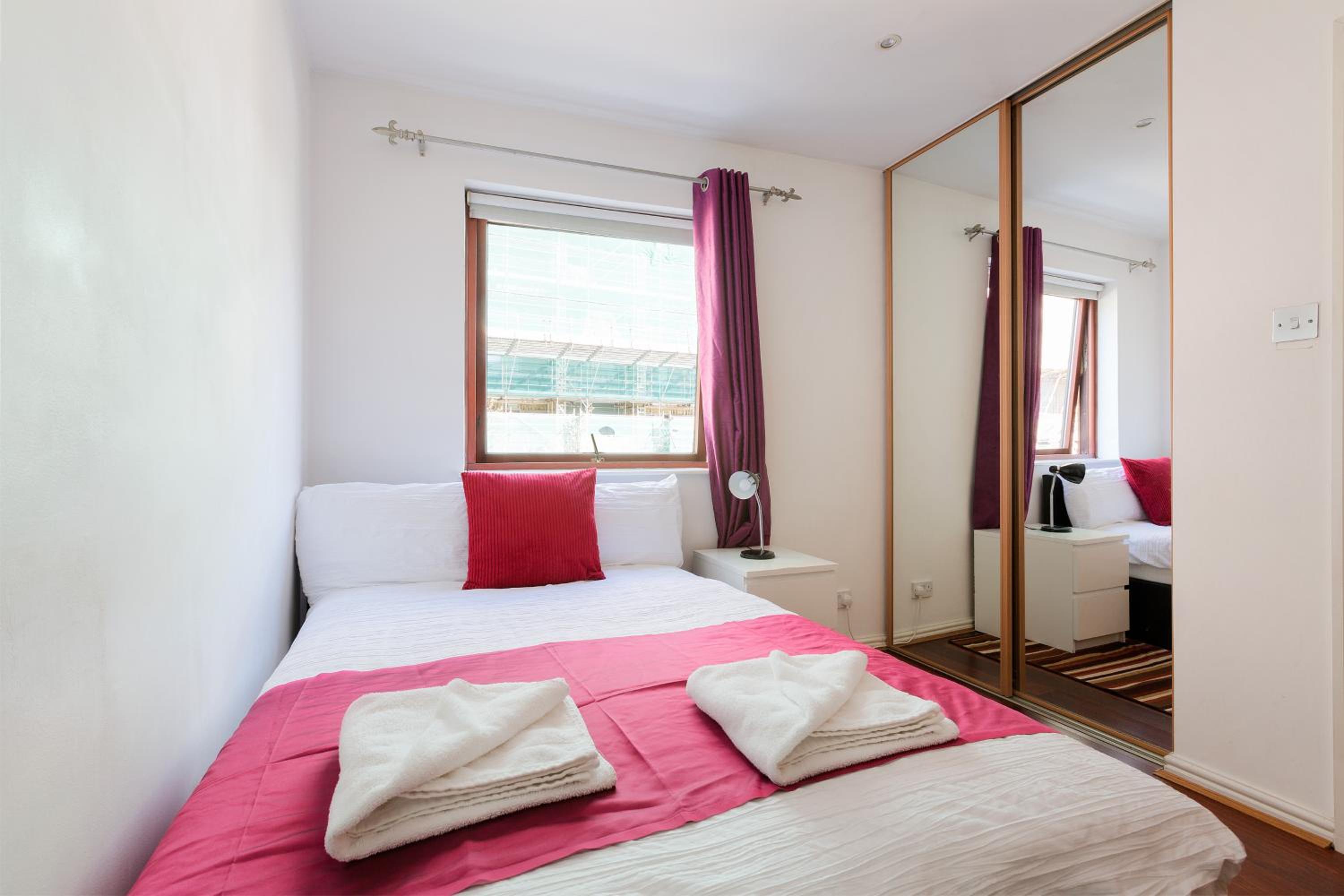 Budget Double Room photo 3