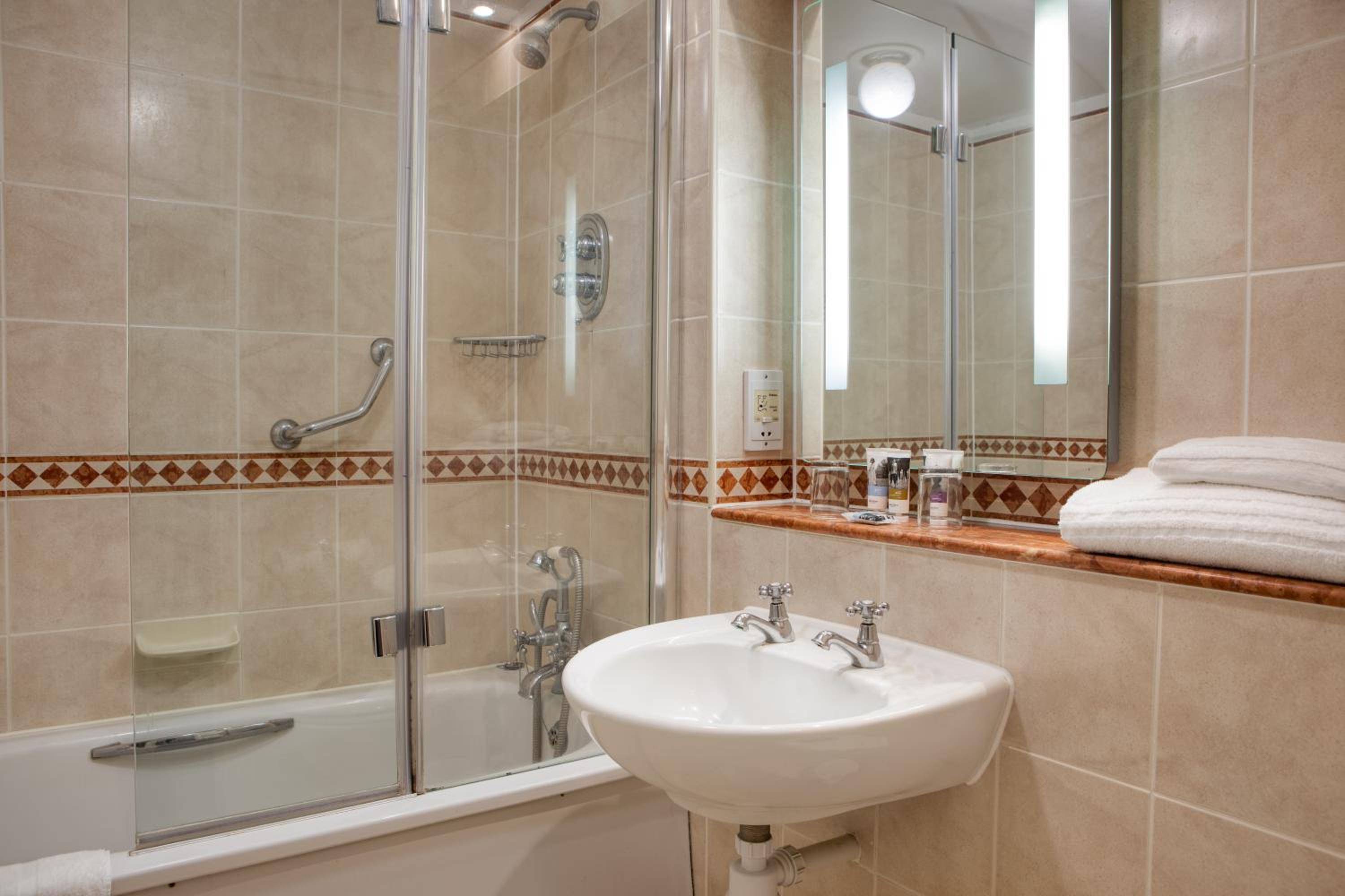 Classic Double Room - Photo 6