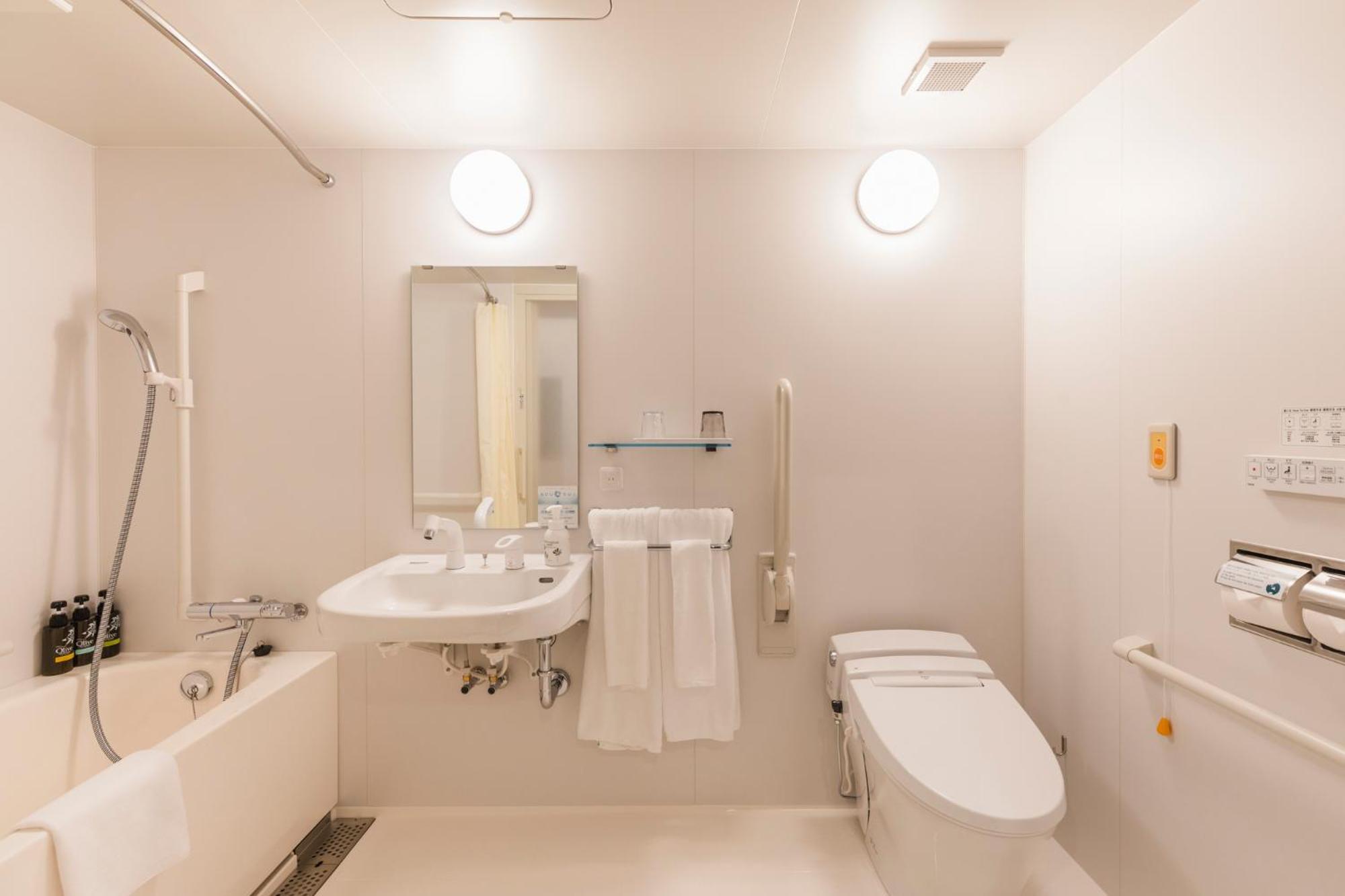 Double Room - Disability Access thumbnail 5