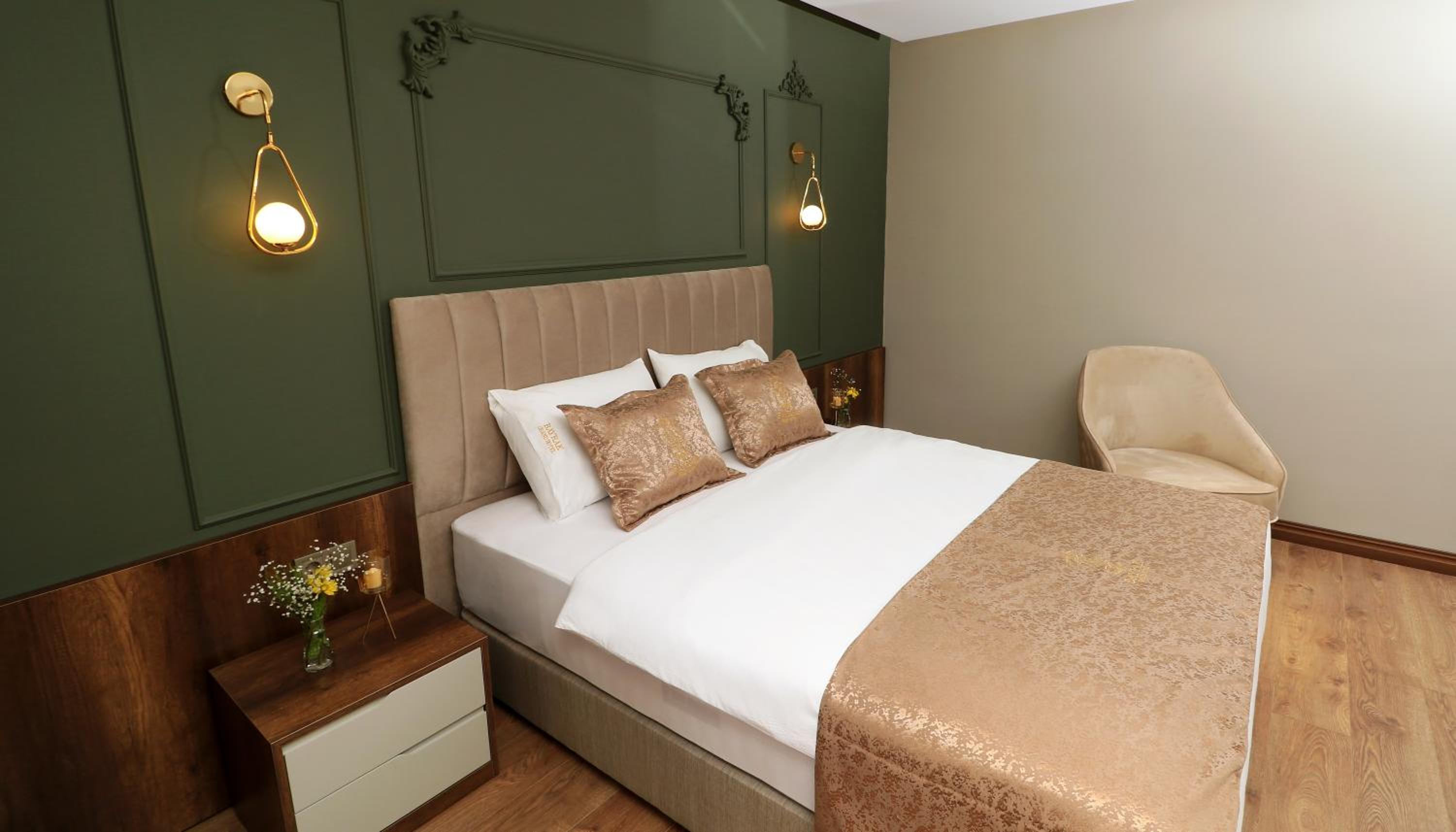 Suite with Mountain View - Photo 4
