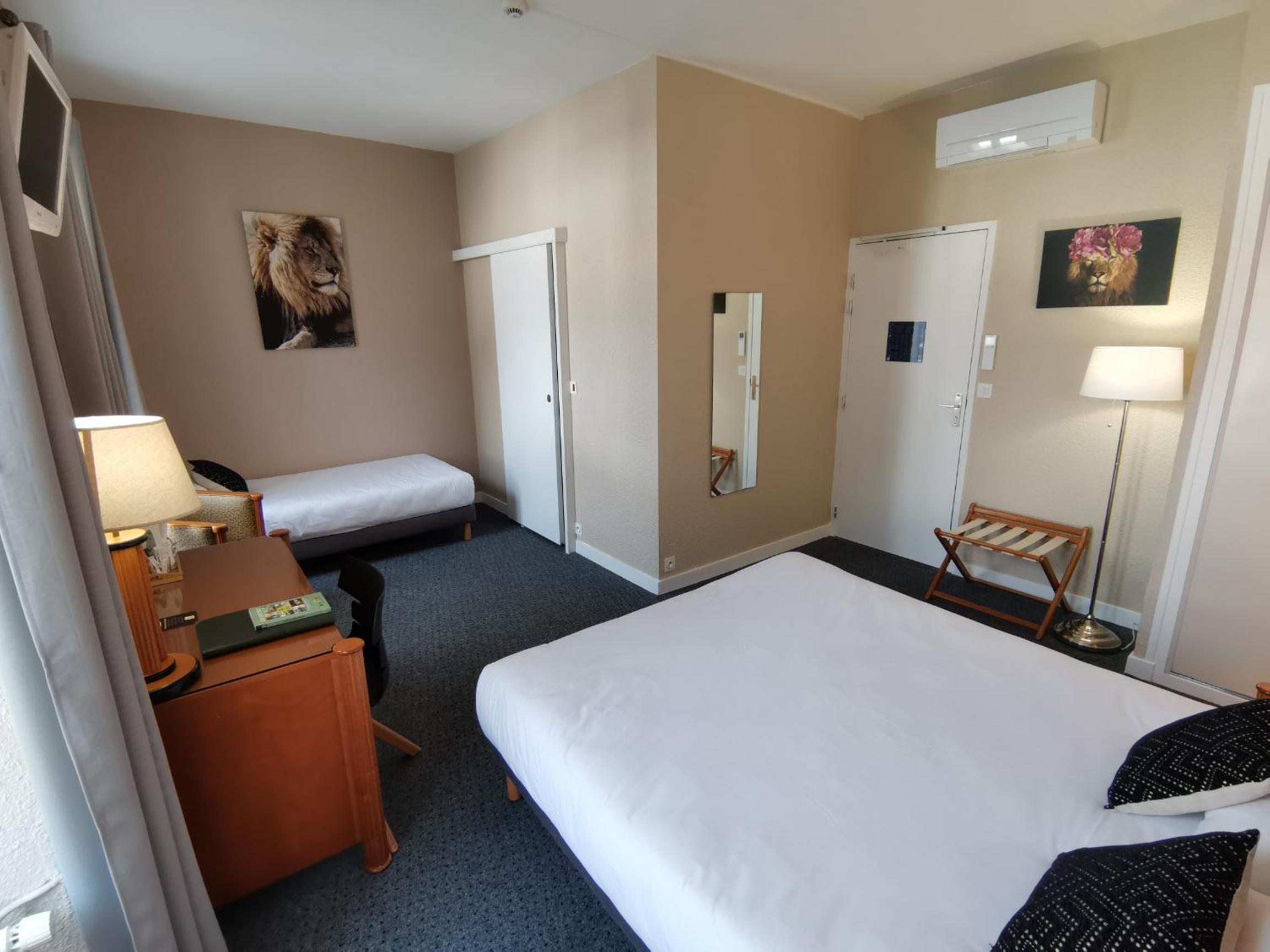 Triple Room - Photo 8