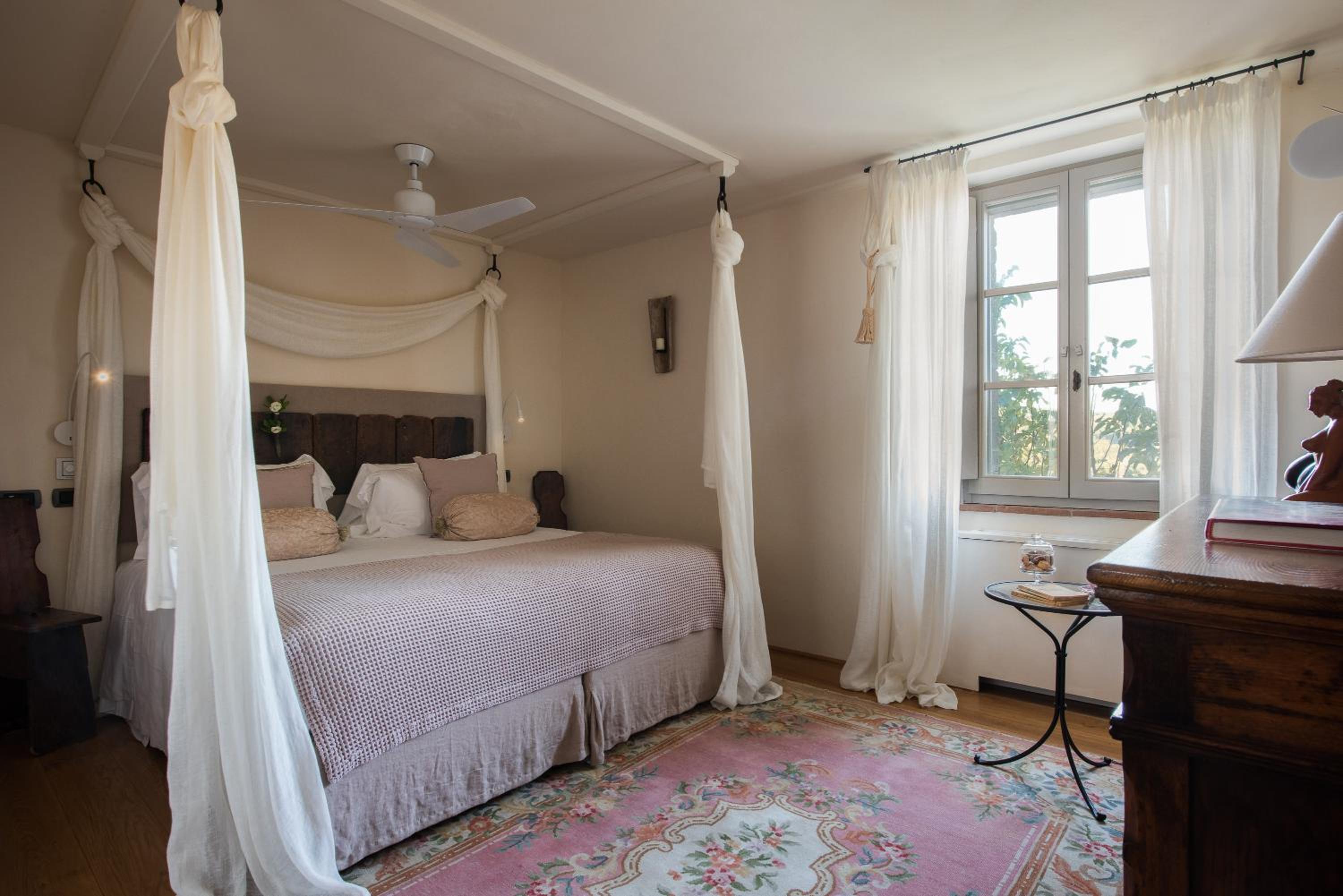 Deluxe Junior Suite - Photo 7