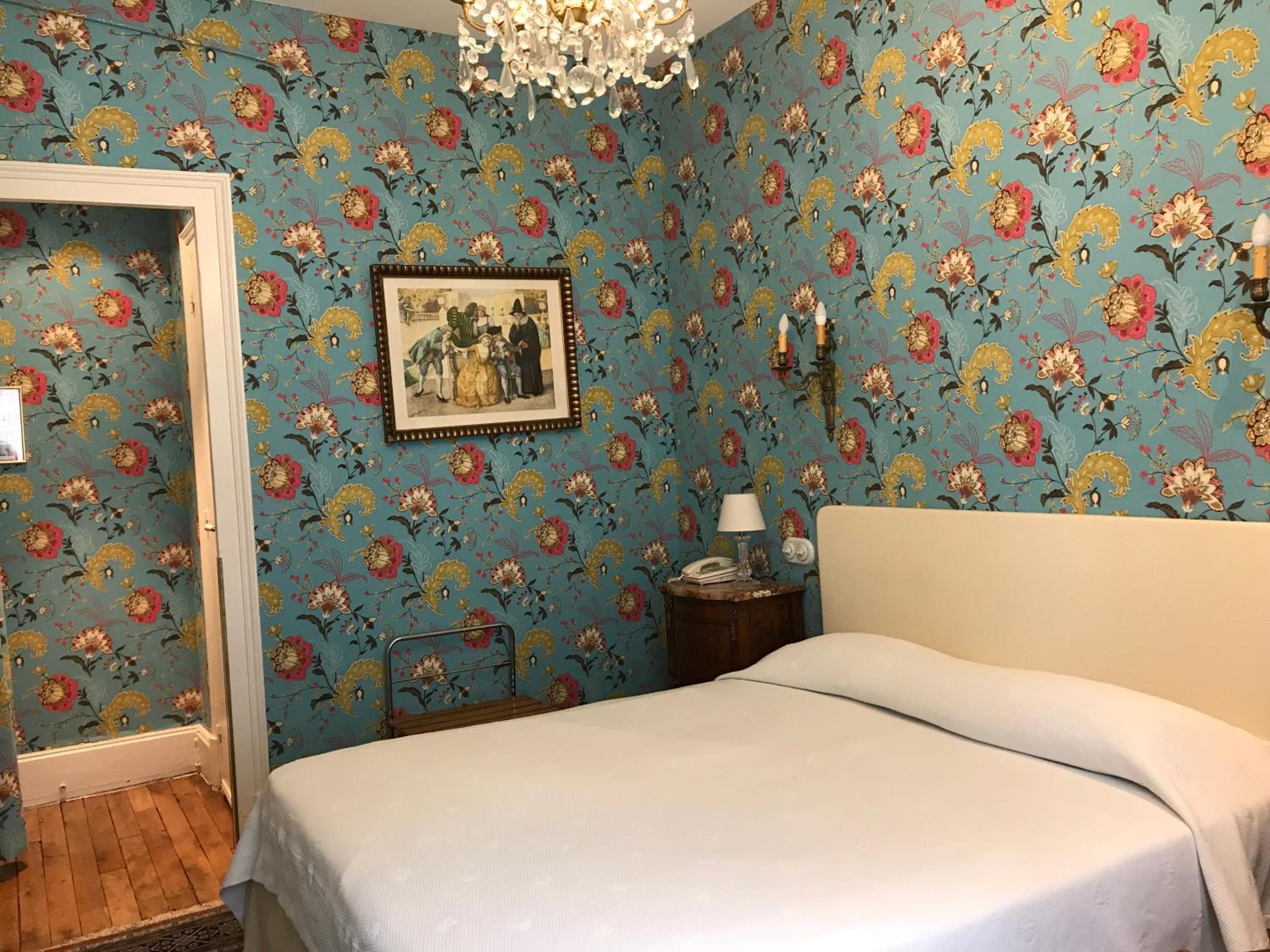Standard Double or Twin Room photo 3