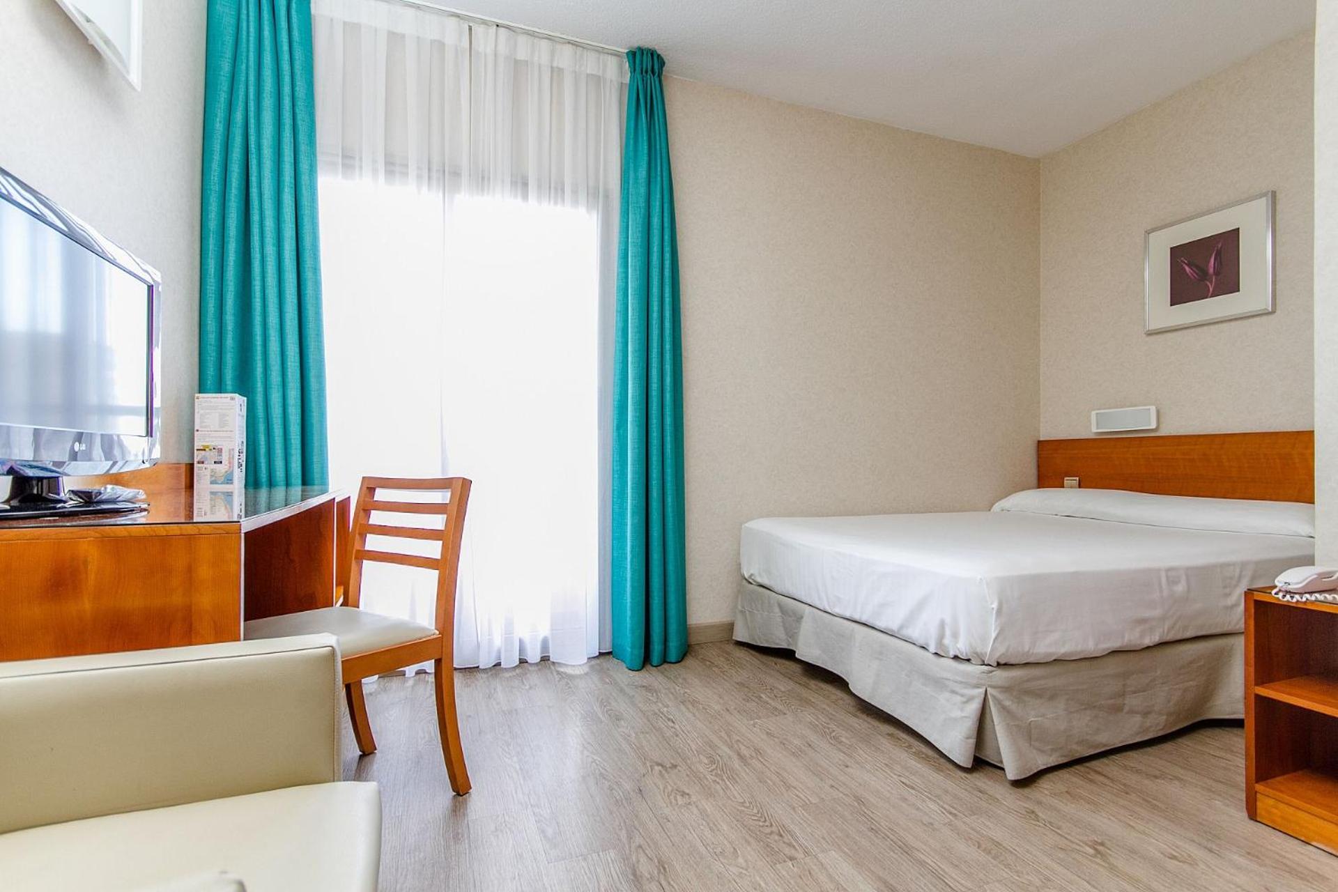 Single Room photo 2