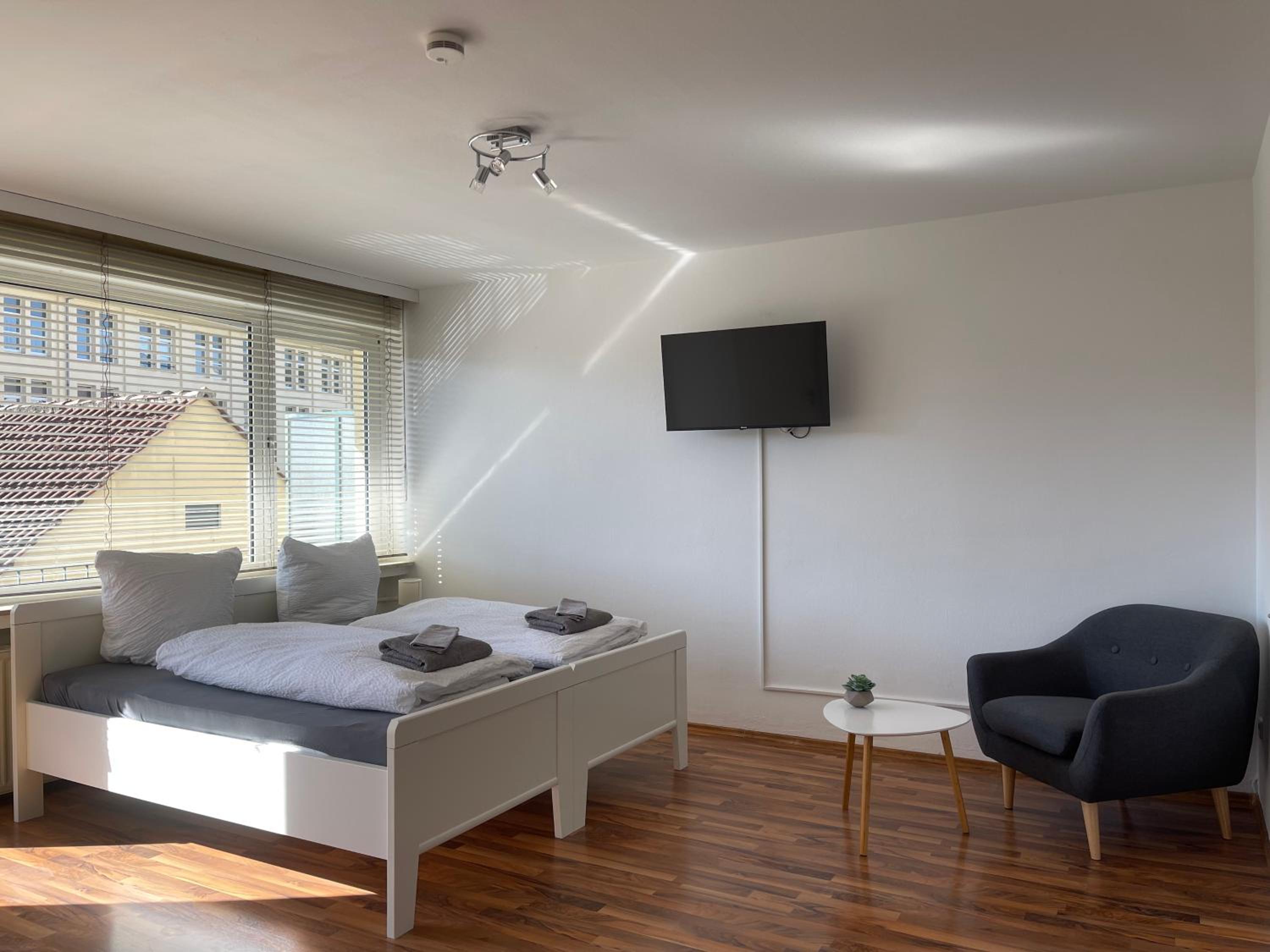 Apartment with Balcony photo 1