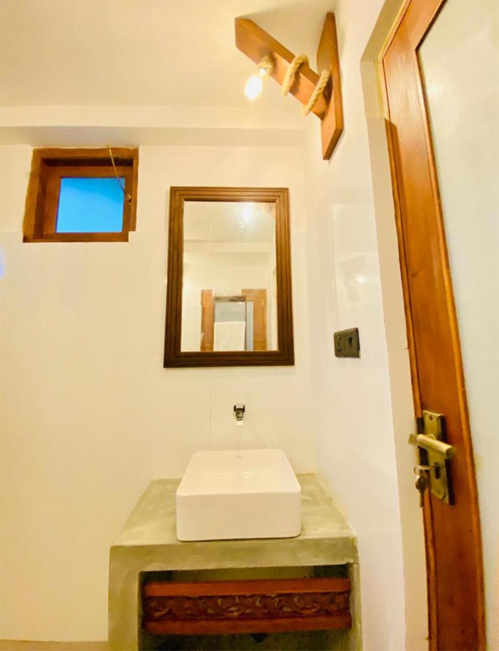 Two-Bedroom House photo 2
