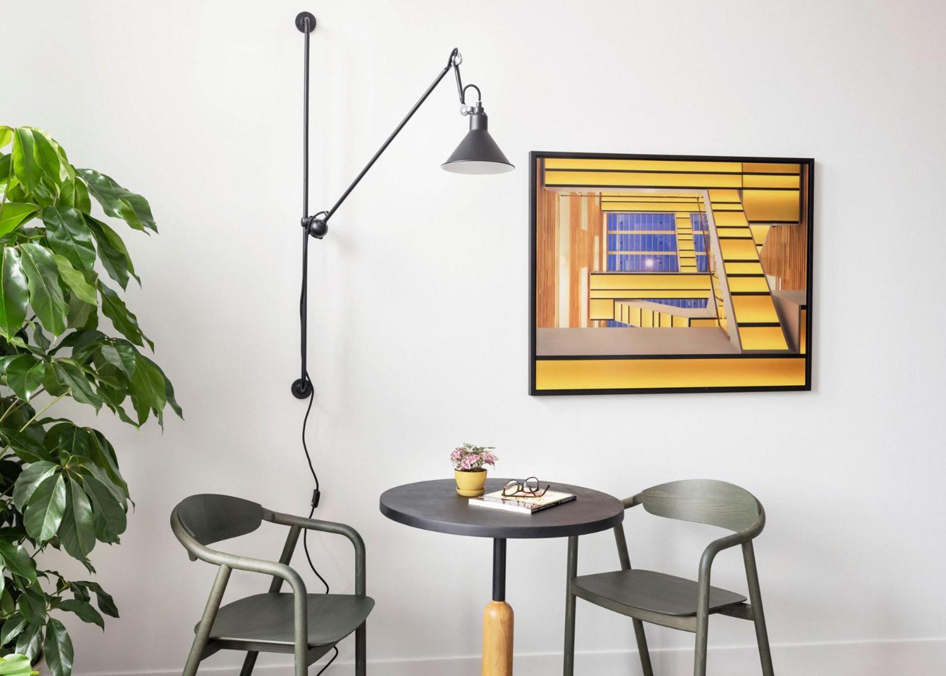 One-Bedroom Apartment - Photo 11