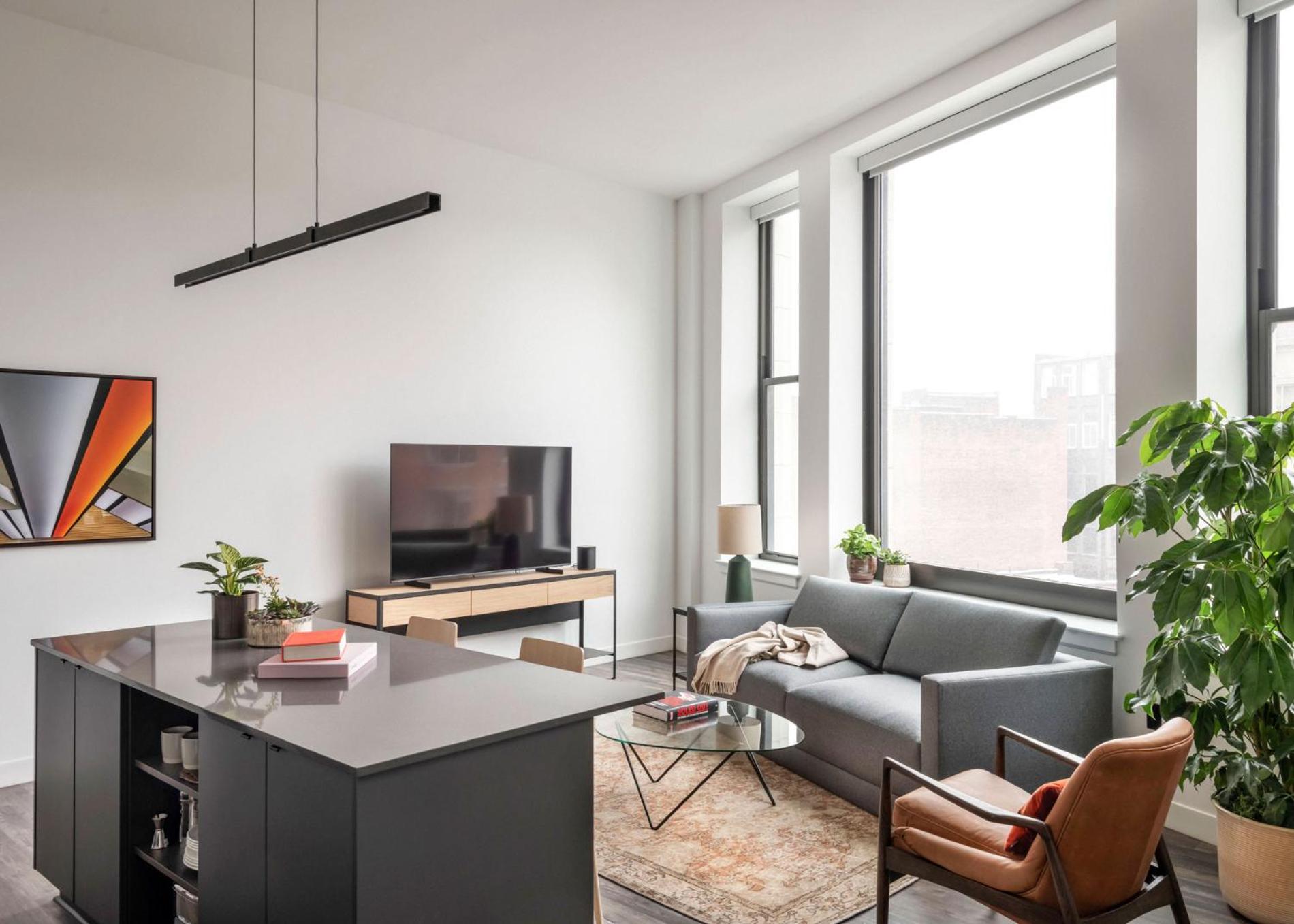 One-Bedroom Apartment - Photo 17