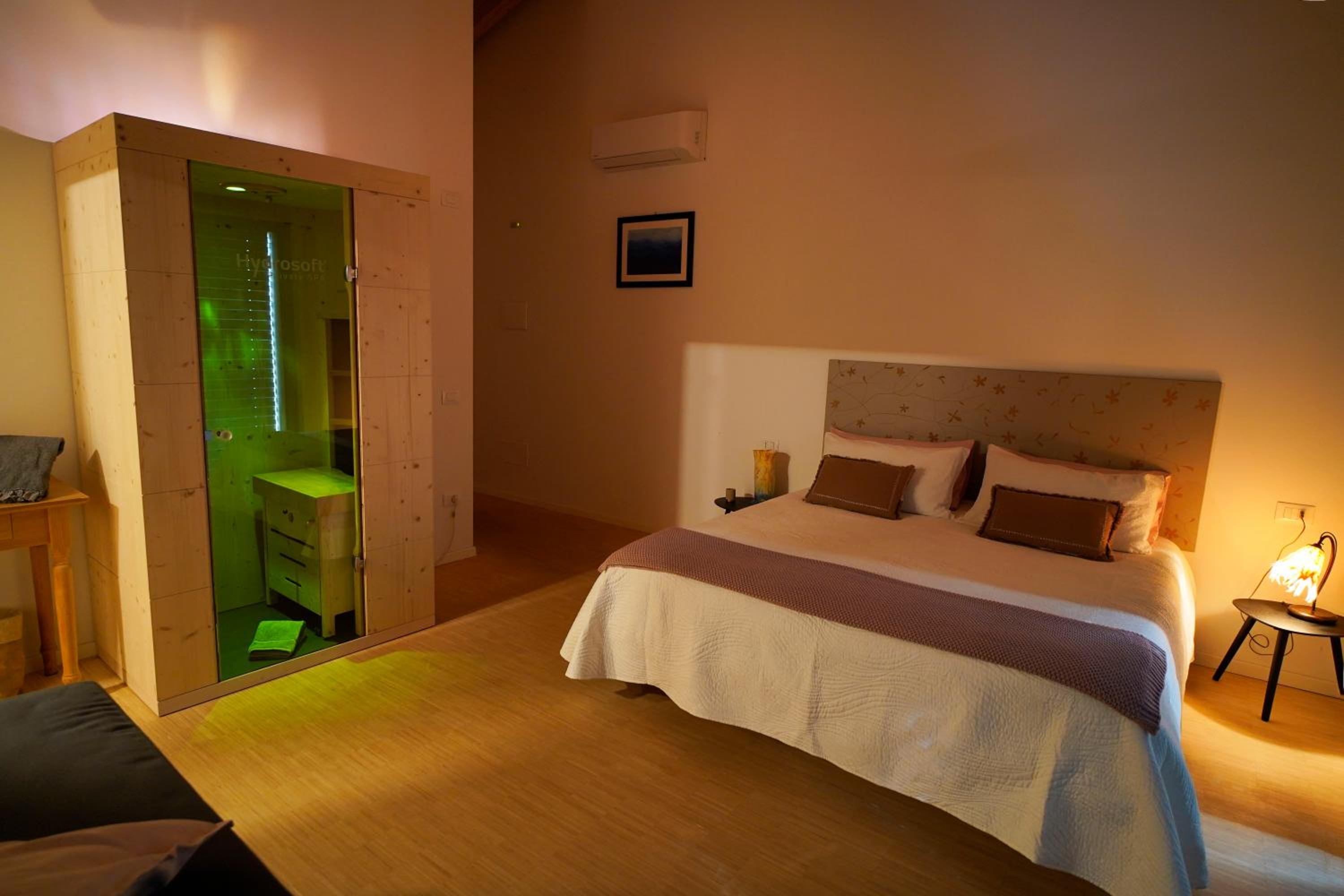 Double Room with Mountain View - Photo 8