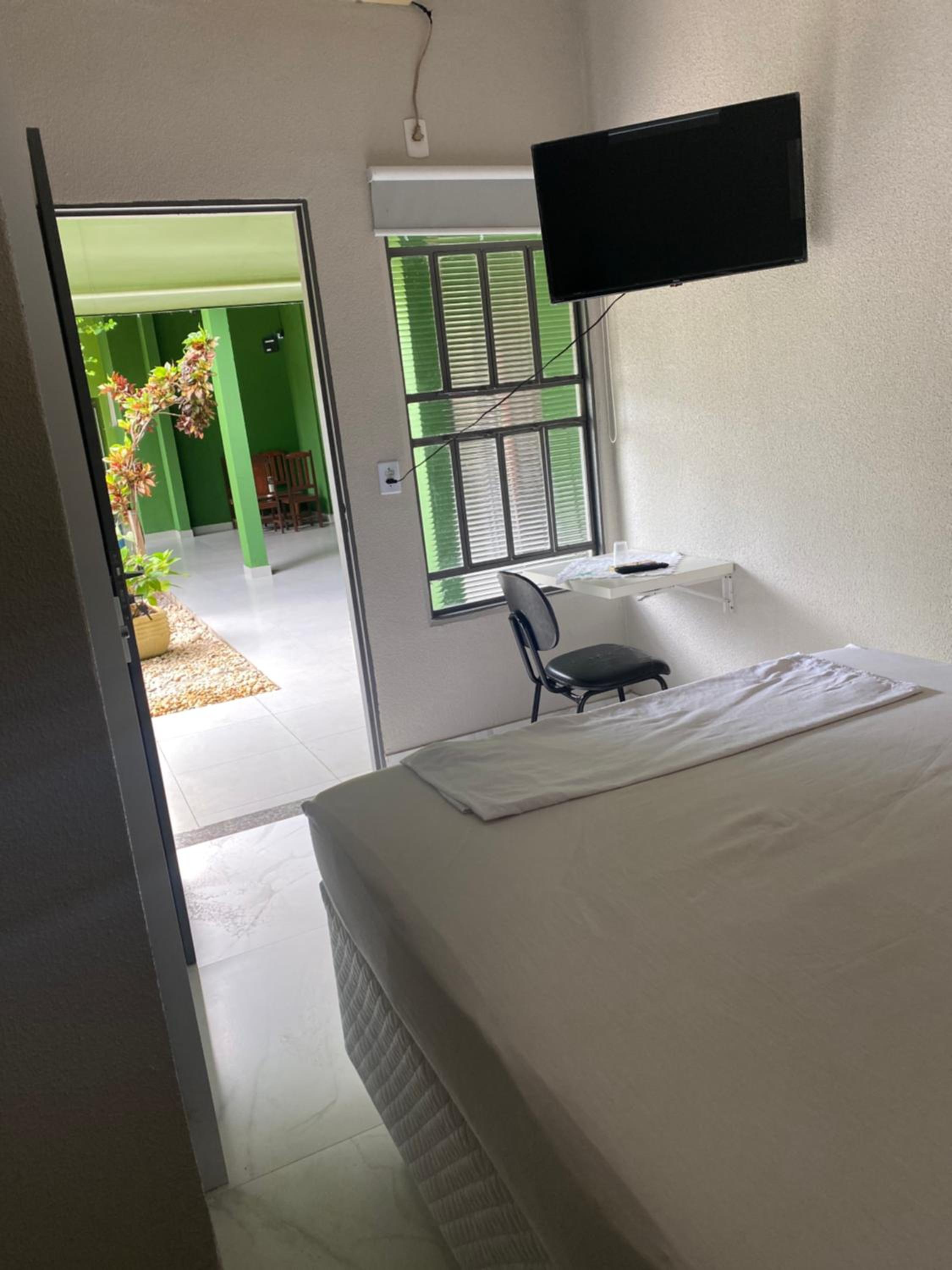 Deluxe Room - Photo 5