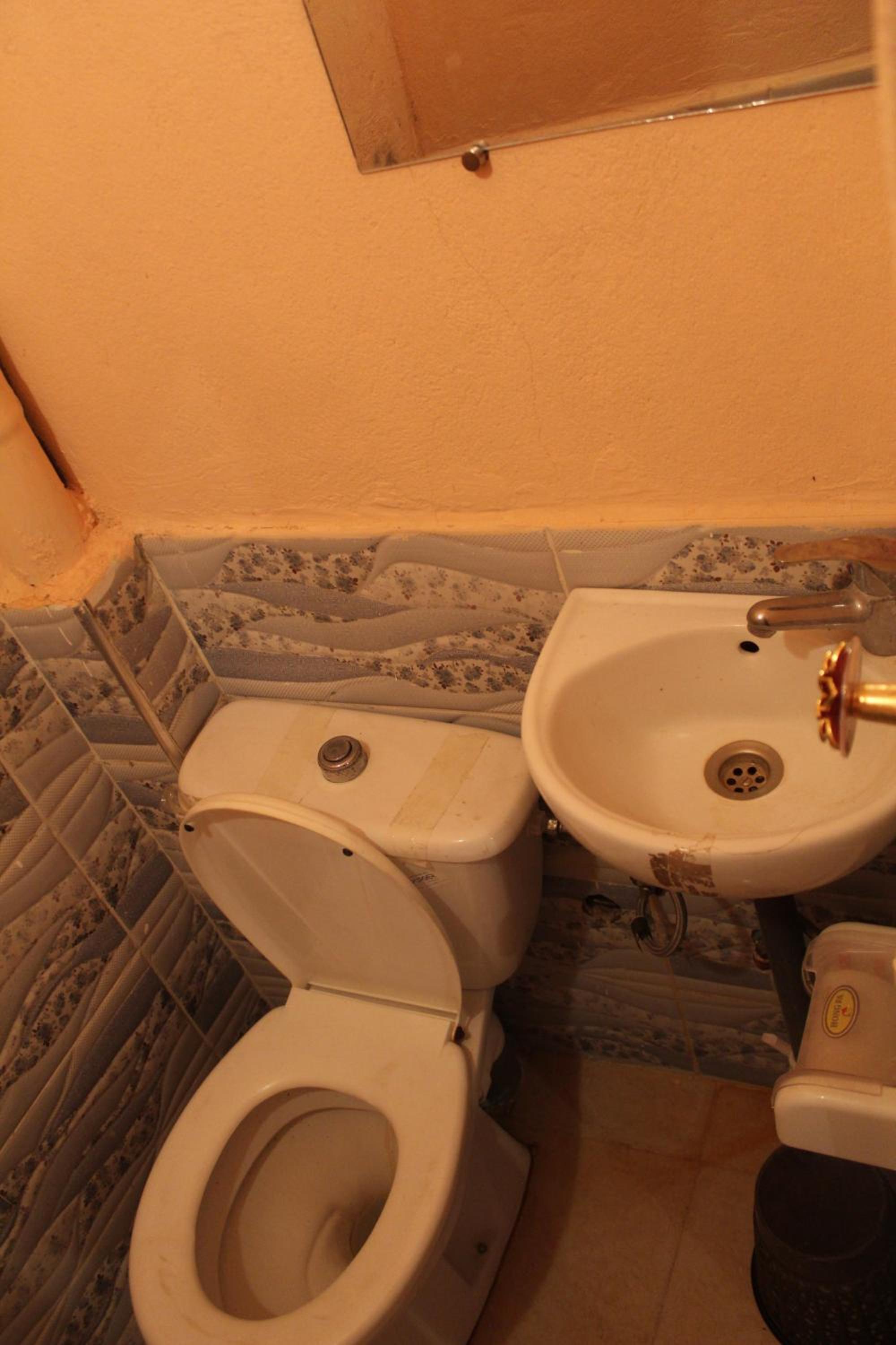 Double or Twin Room - Photo 9