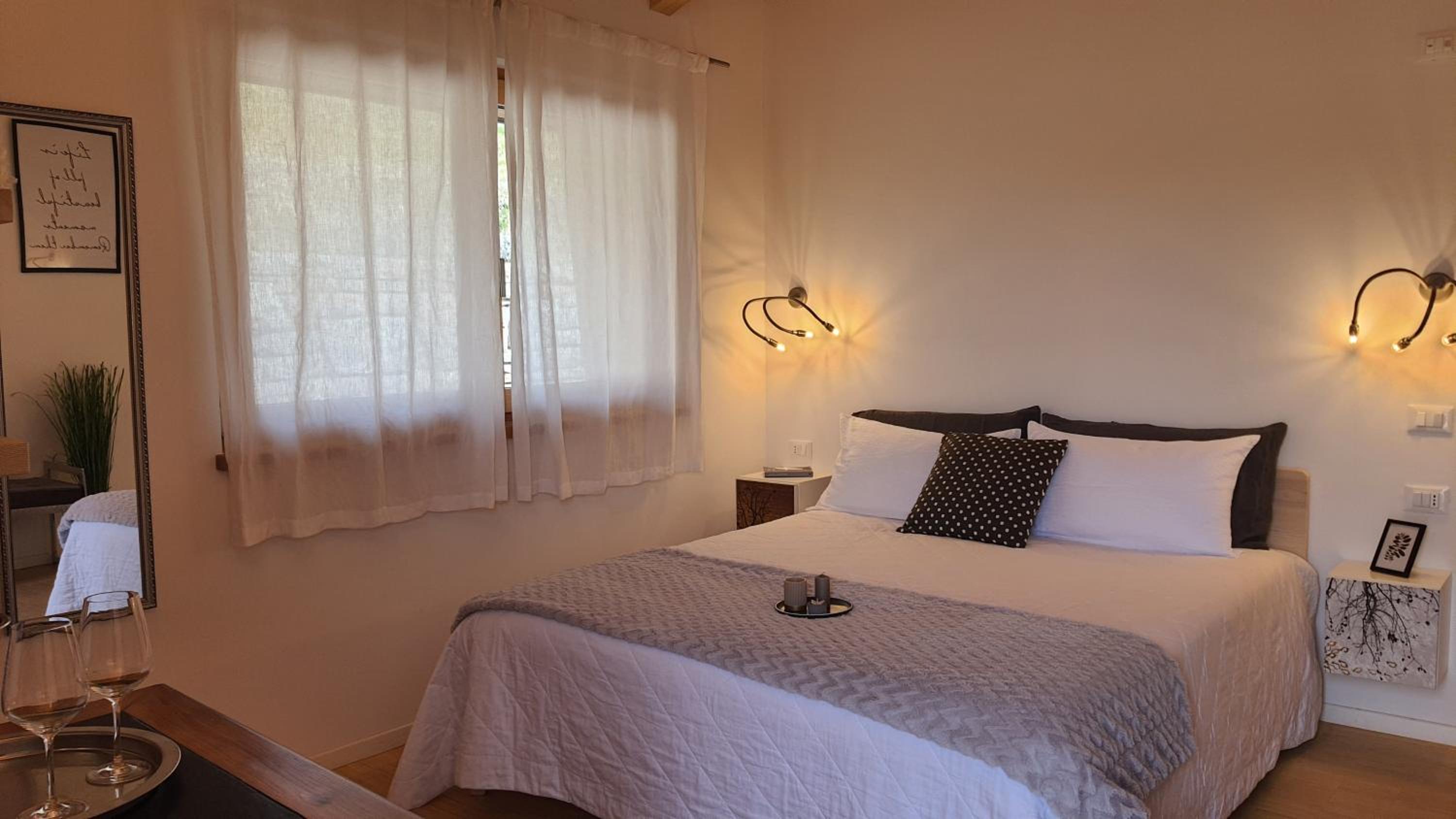 Standard Double Room - Photo 1