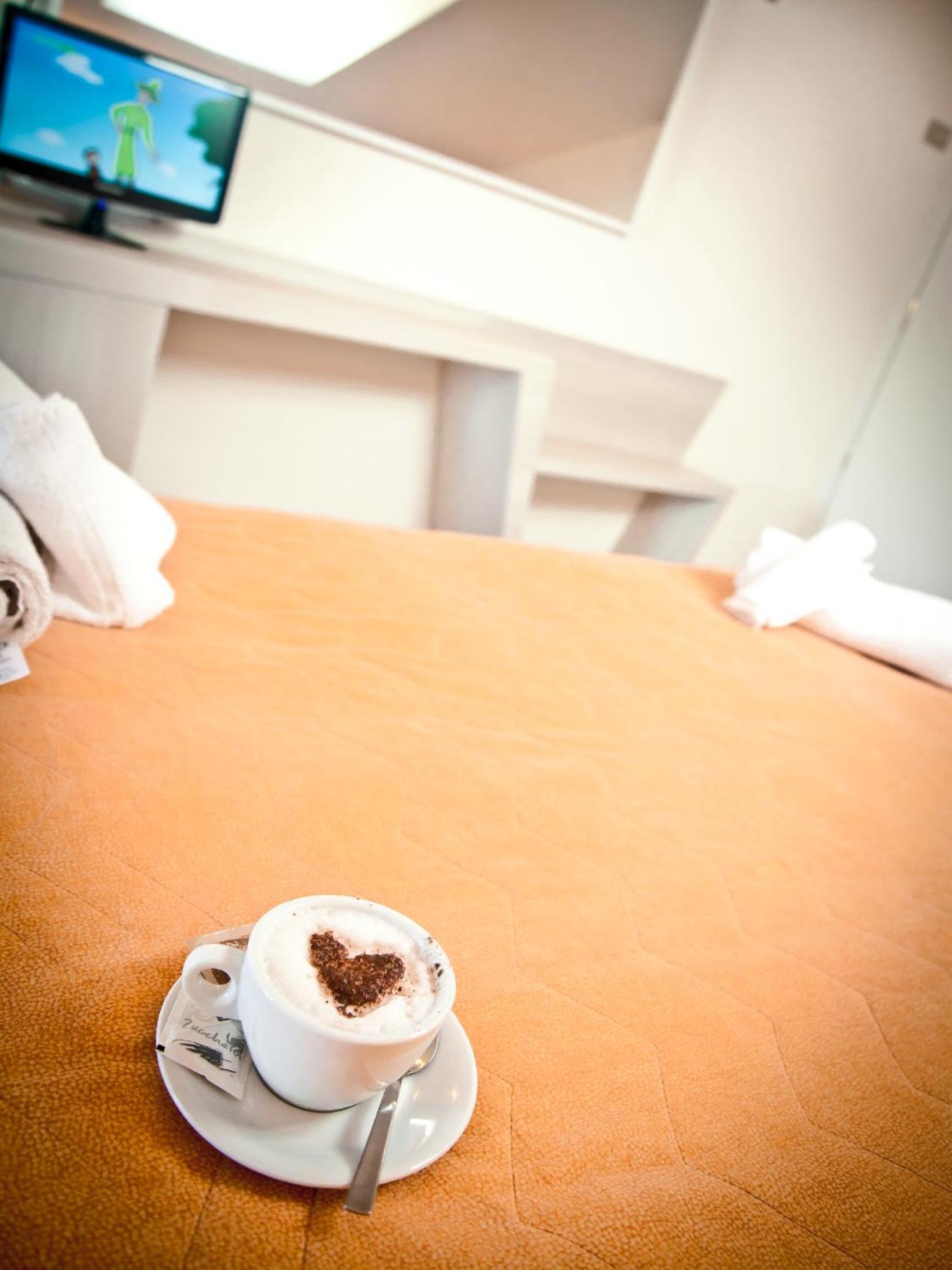 Standard Triple Room - Photo 1
