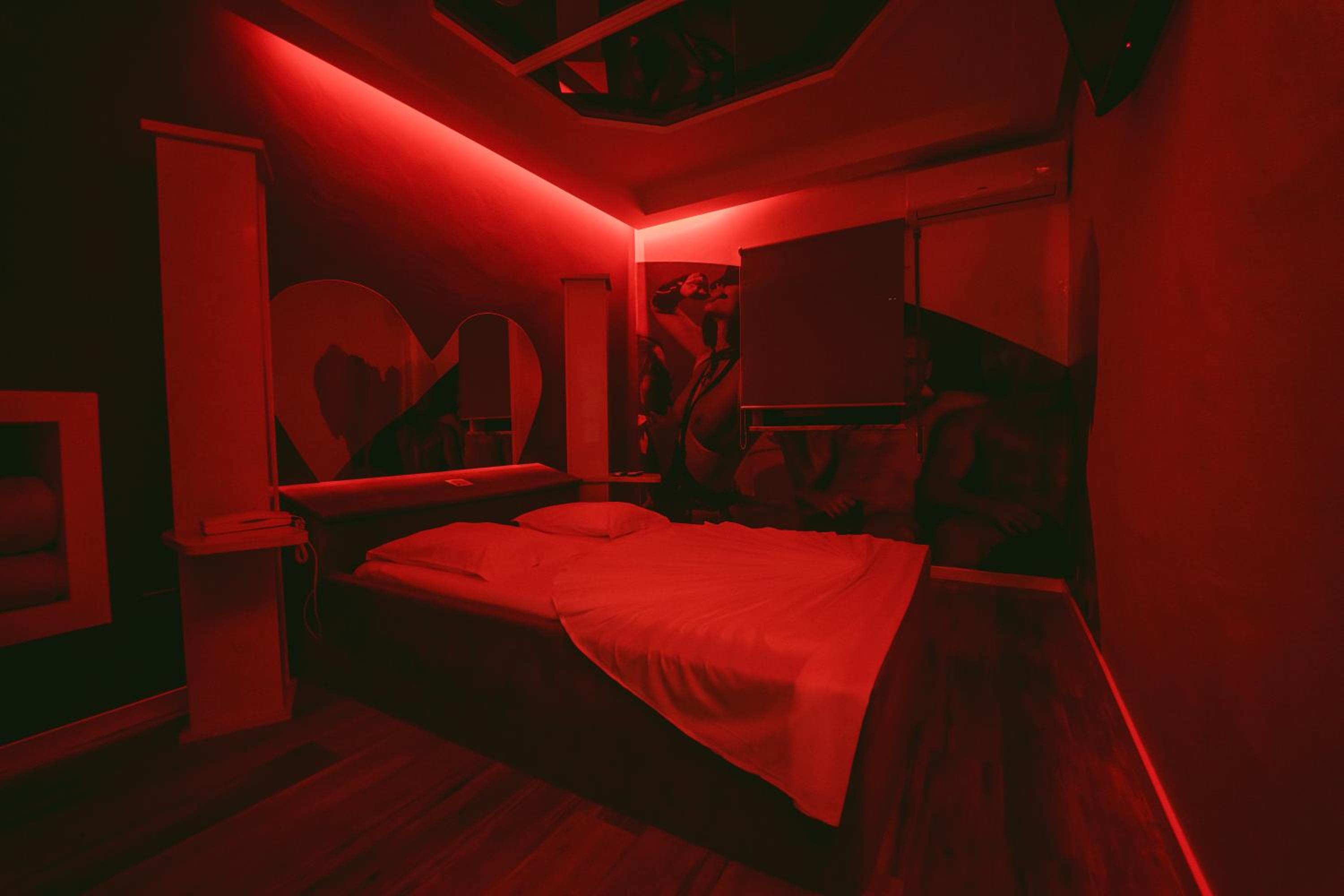Double Room - Photo 3