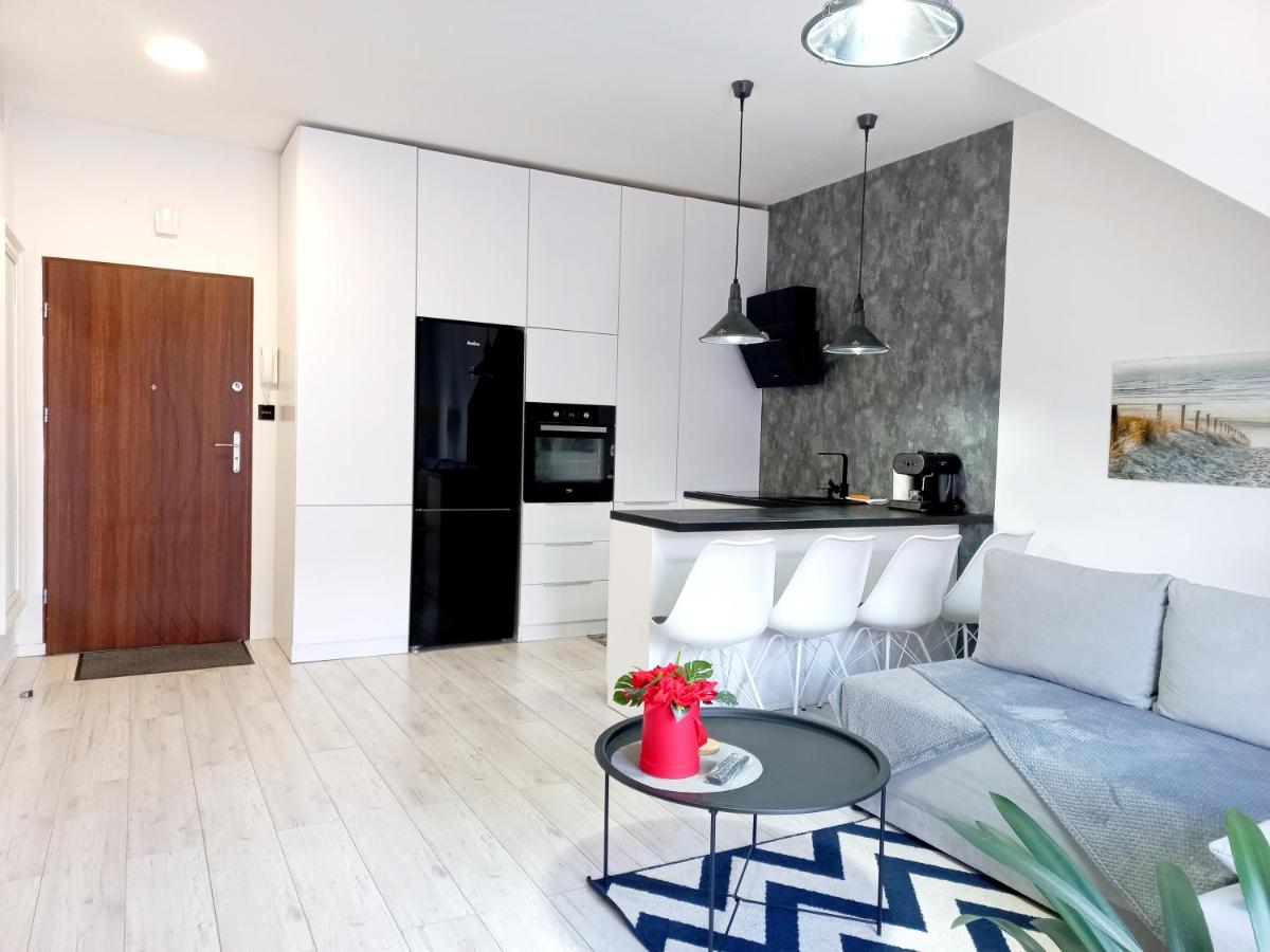 One-Bedroom Apartment - Photo 6