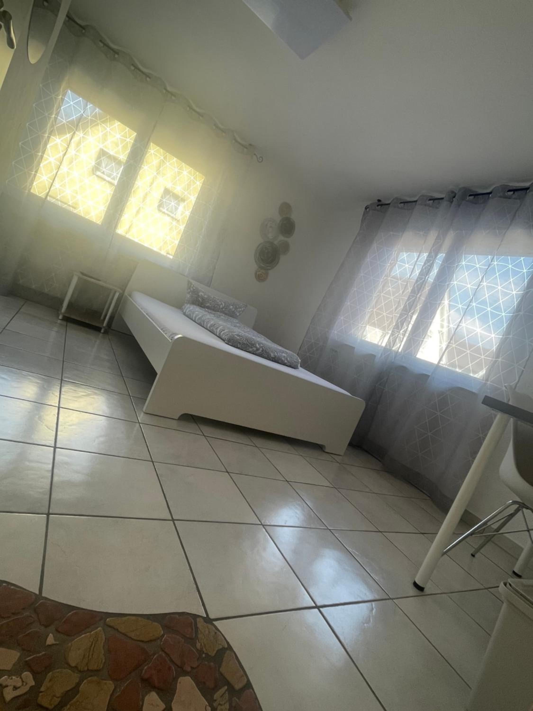 Deluxe Double Room with Shower - Photo 1