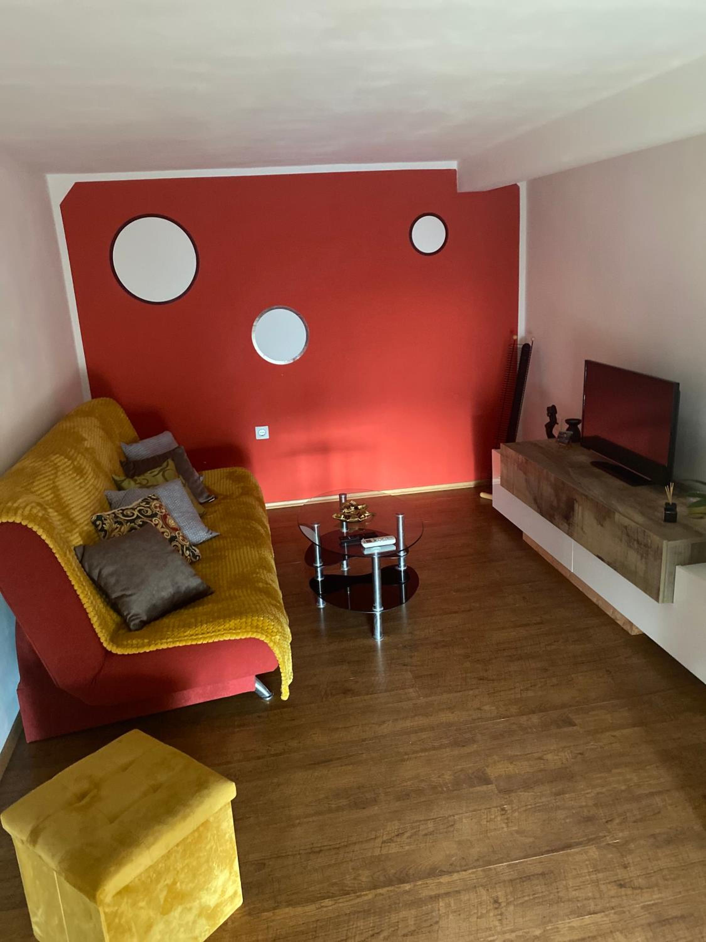 One-Bedroom Apartment - Photo 15