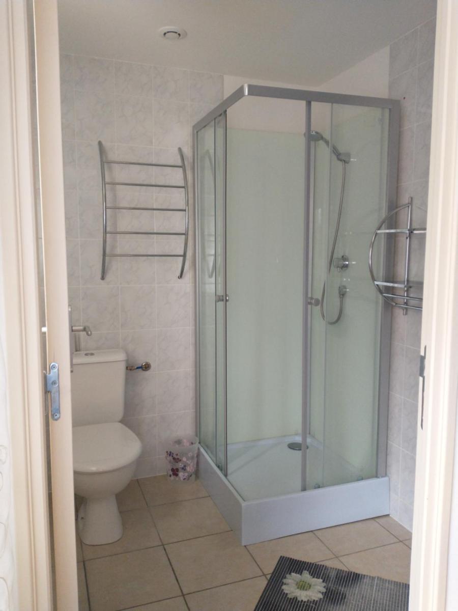 Large Double Room photo 3