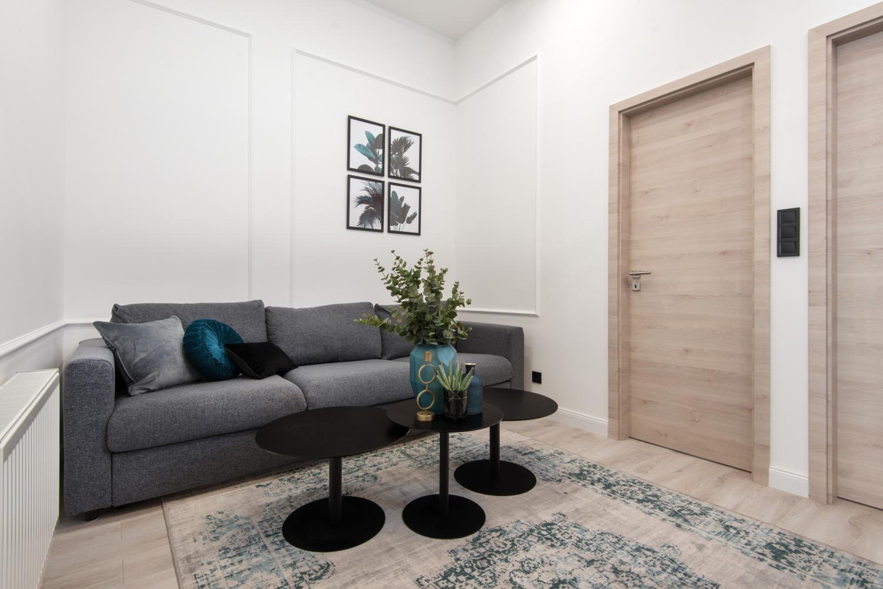 Three-Bedroom Apartment - Photo 19