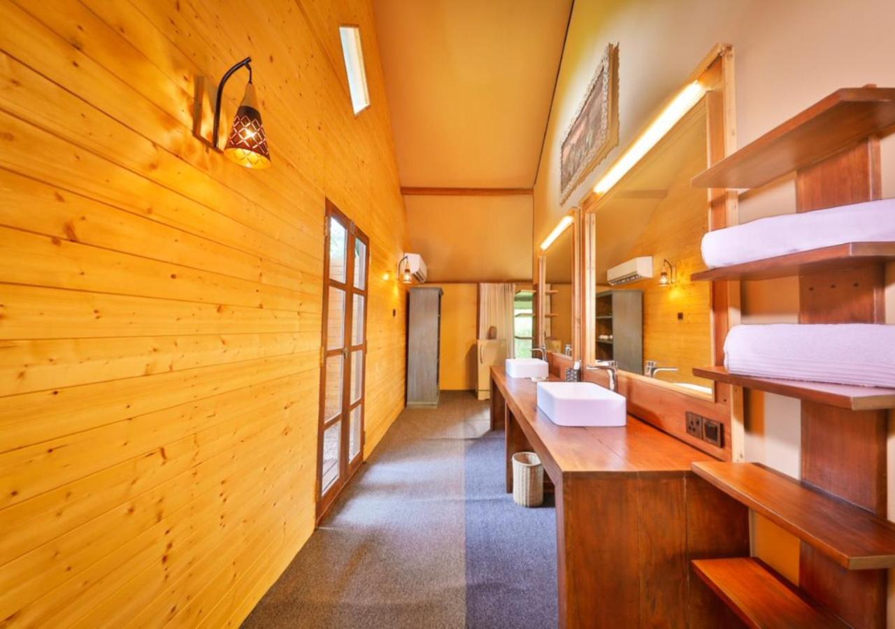 Super Luxury Tent with Private Pool and Treehouse (10% off on Wildlife Safaris) photo 3
