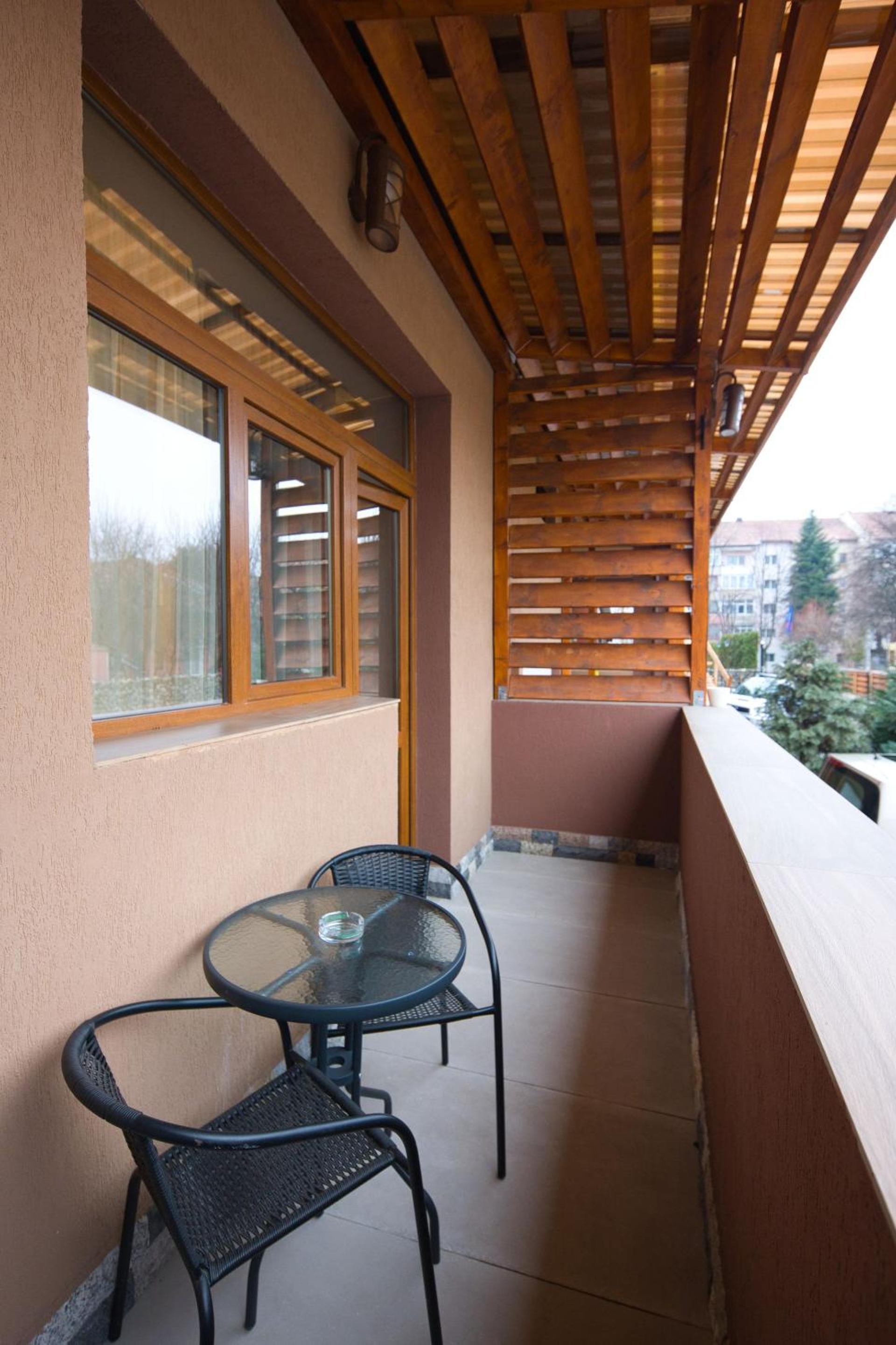 King Room With Balcony photo 3