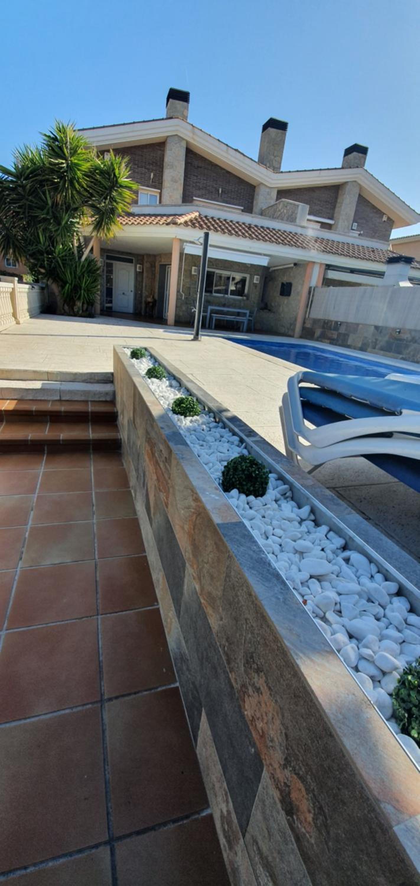 Deluxe Villa photo 2