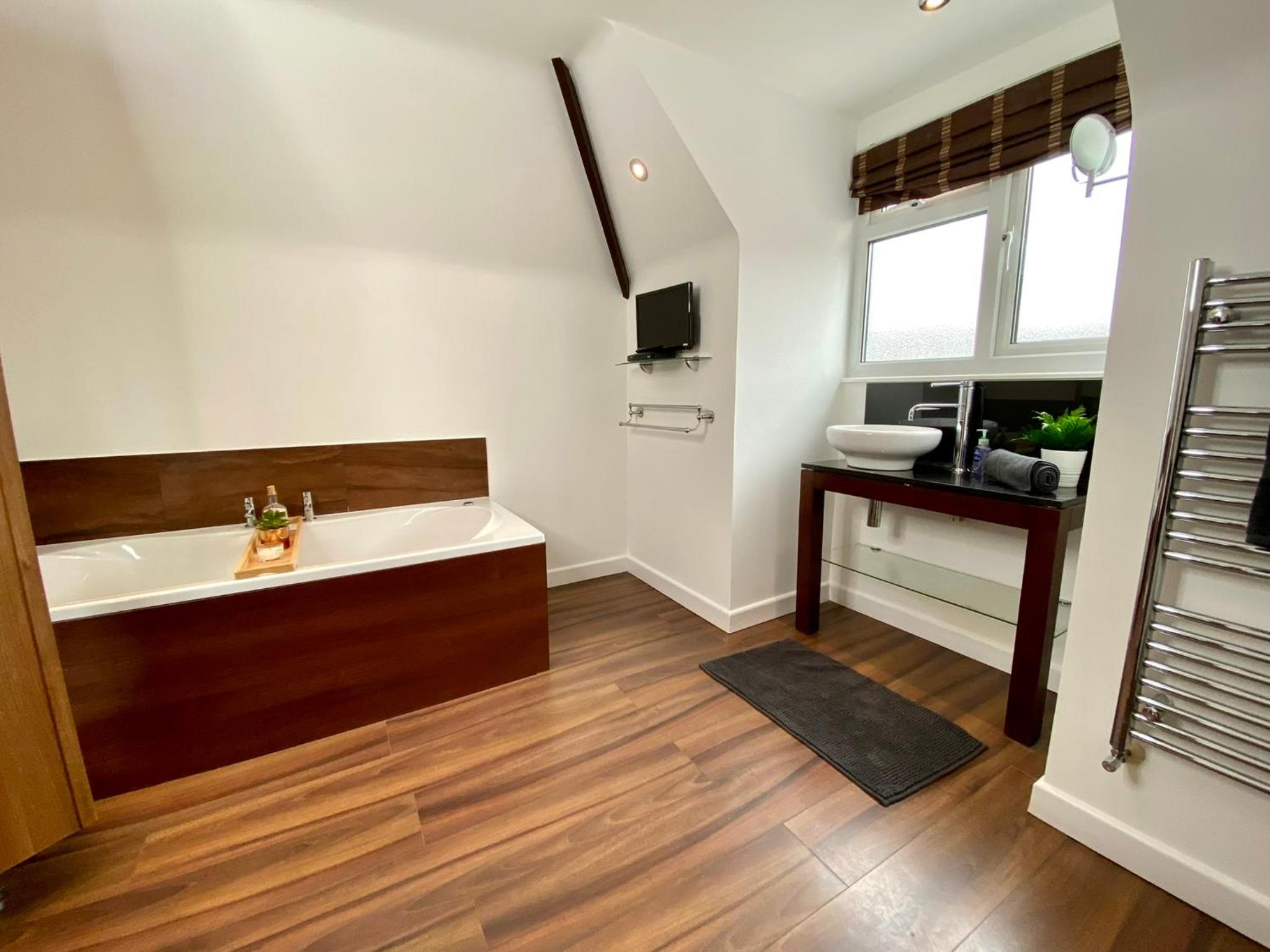 Three-Bedroom House photo 2