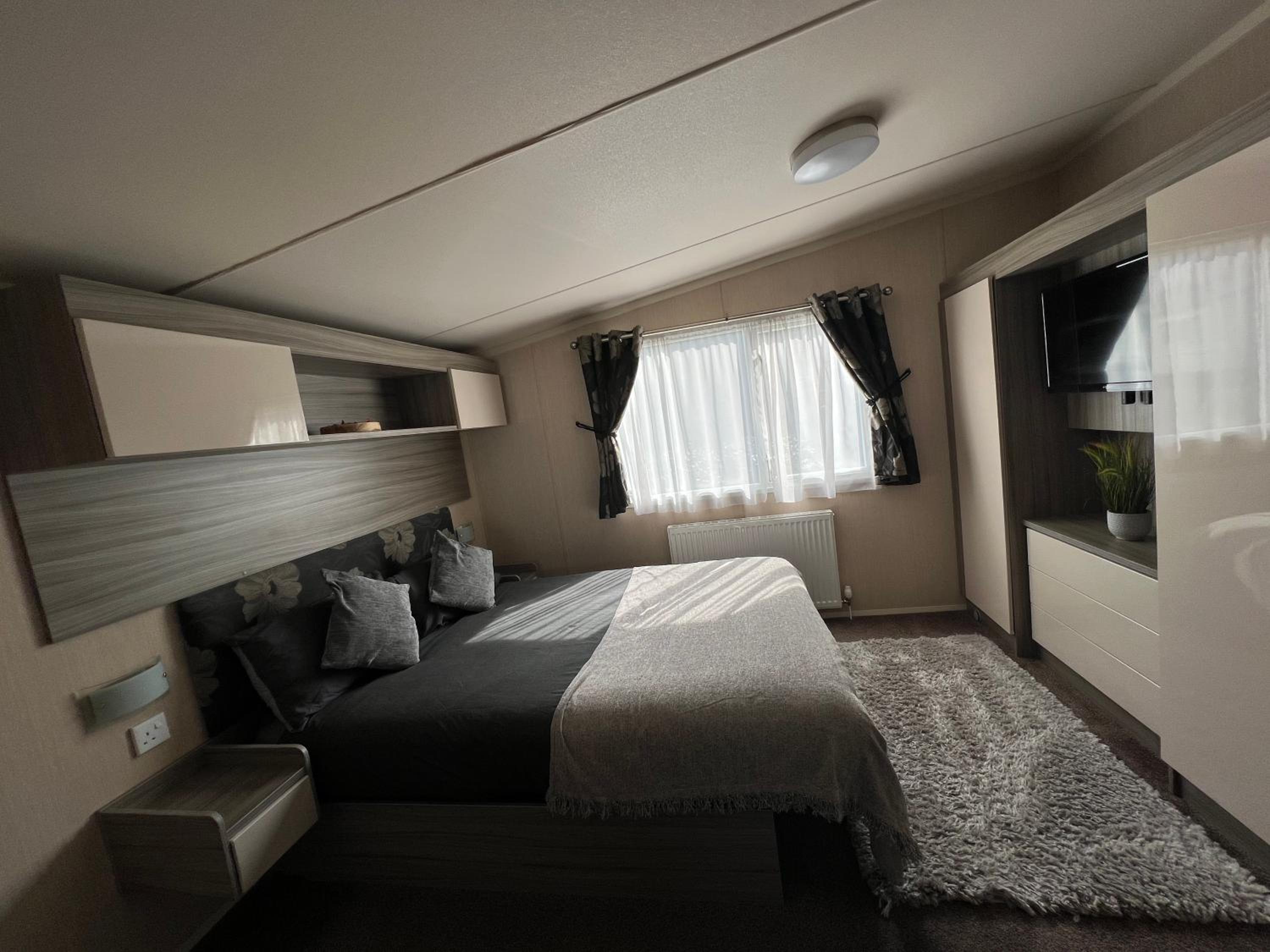 Two-Bedroom House photo 1
