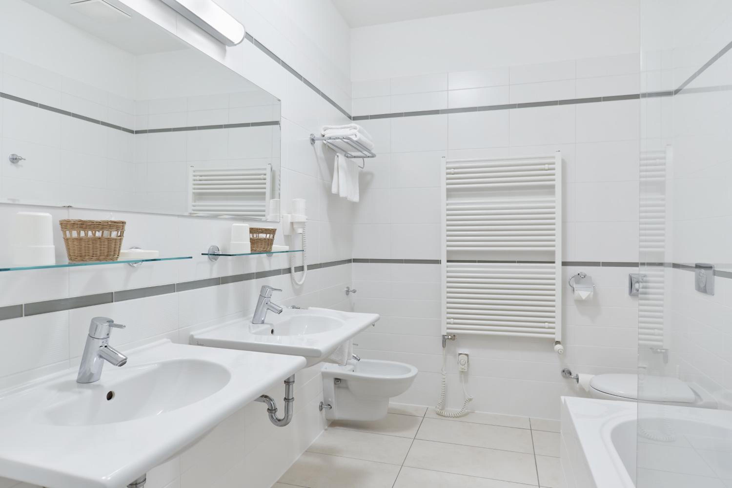 Superior Double Room - Photo 4
