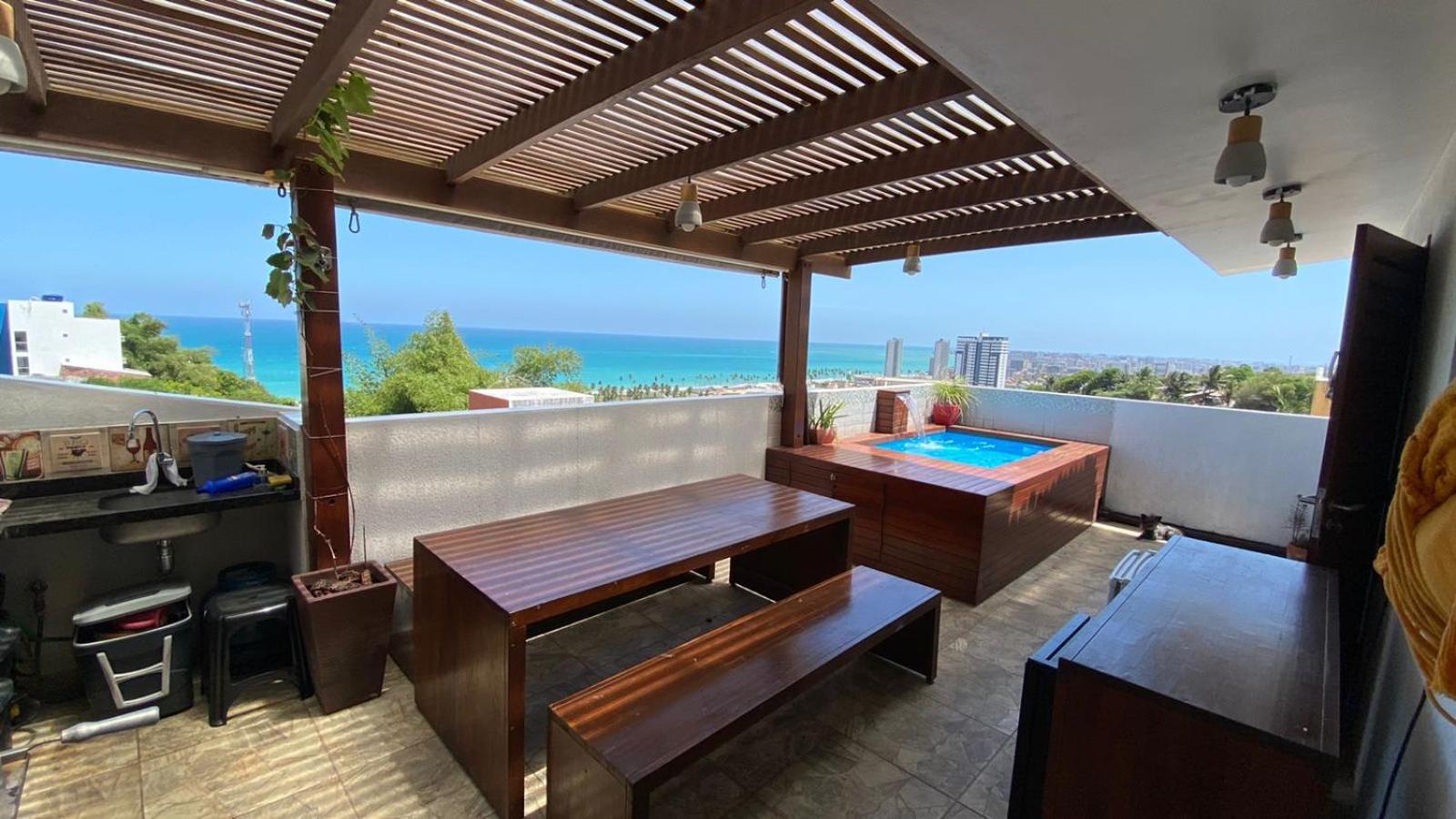 Apartment with Terrace - Photo 13
