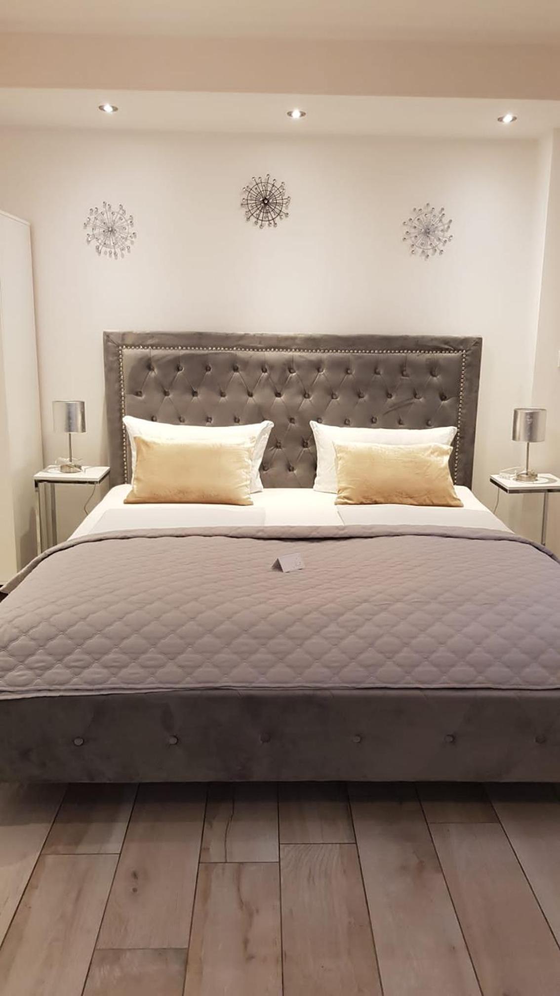 Deluxe double room with king size bed - Annex photo 1