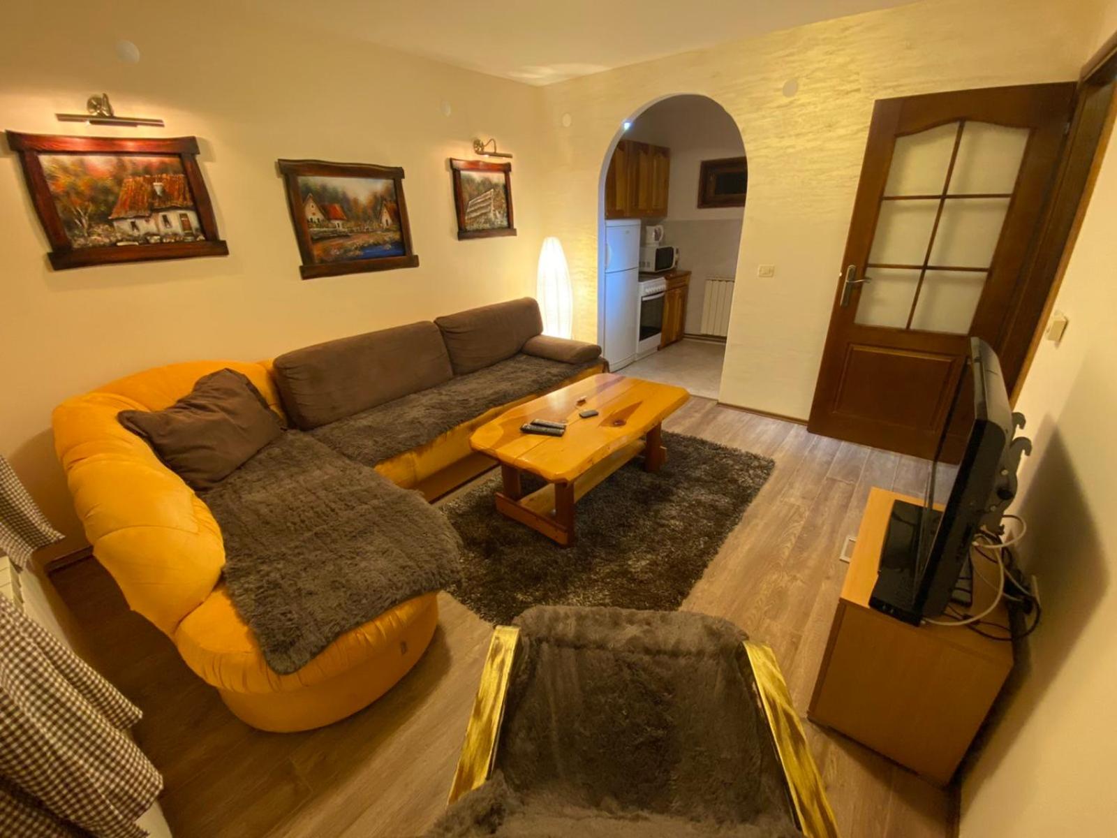 Four-Bedroom House photo 2