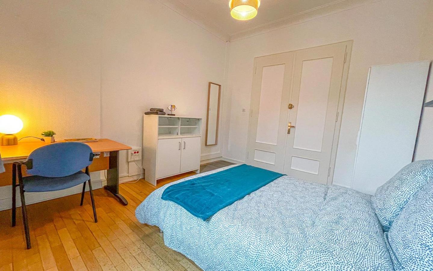 Standard Double Room photo 2