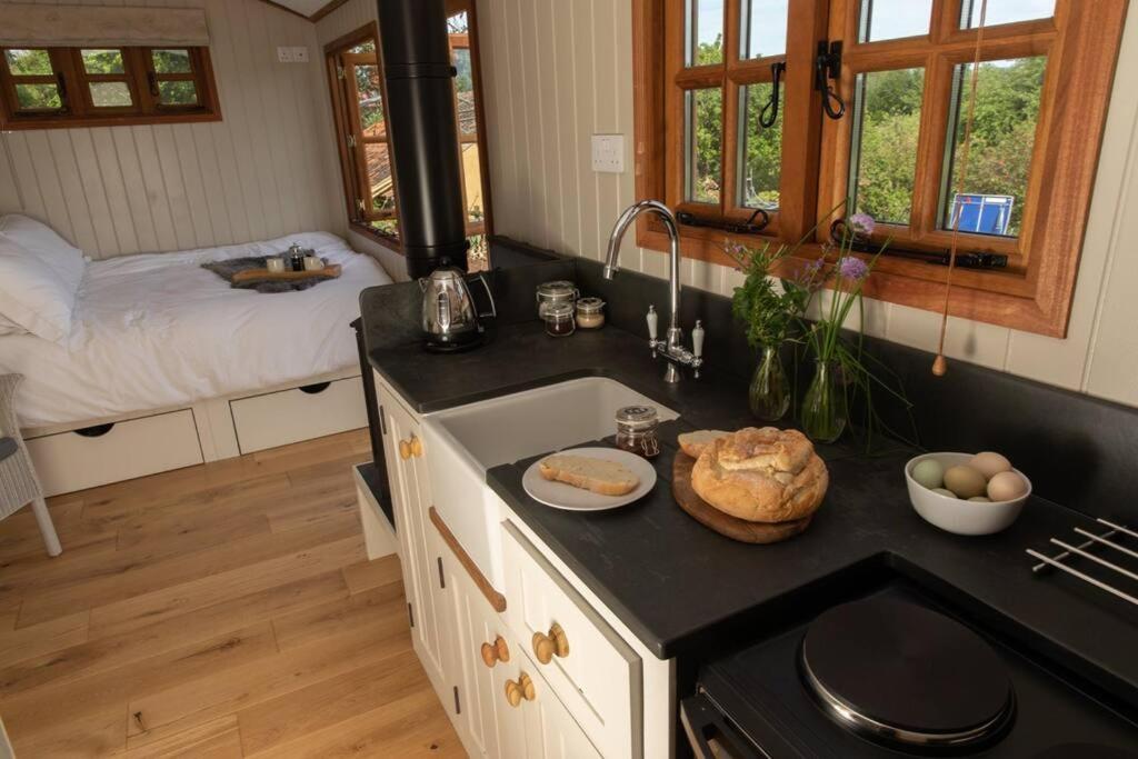 One-Bedroom Chalet - Photo 10